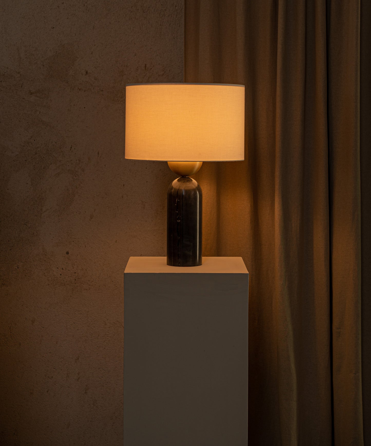 Peona Table Lamp