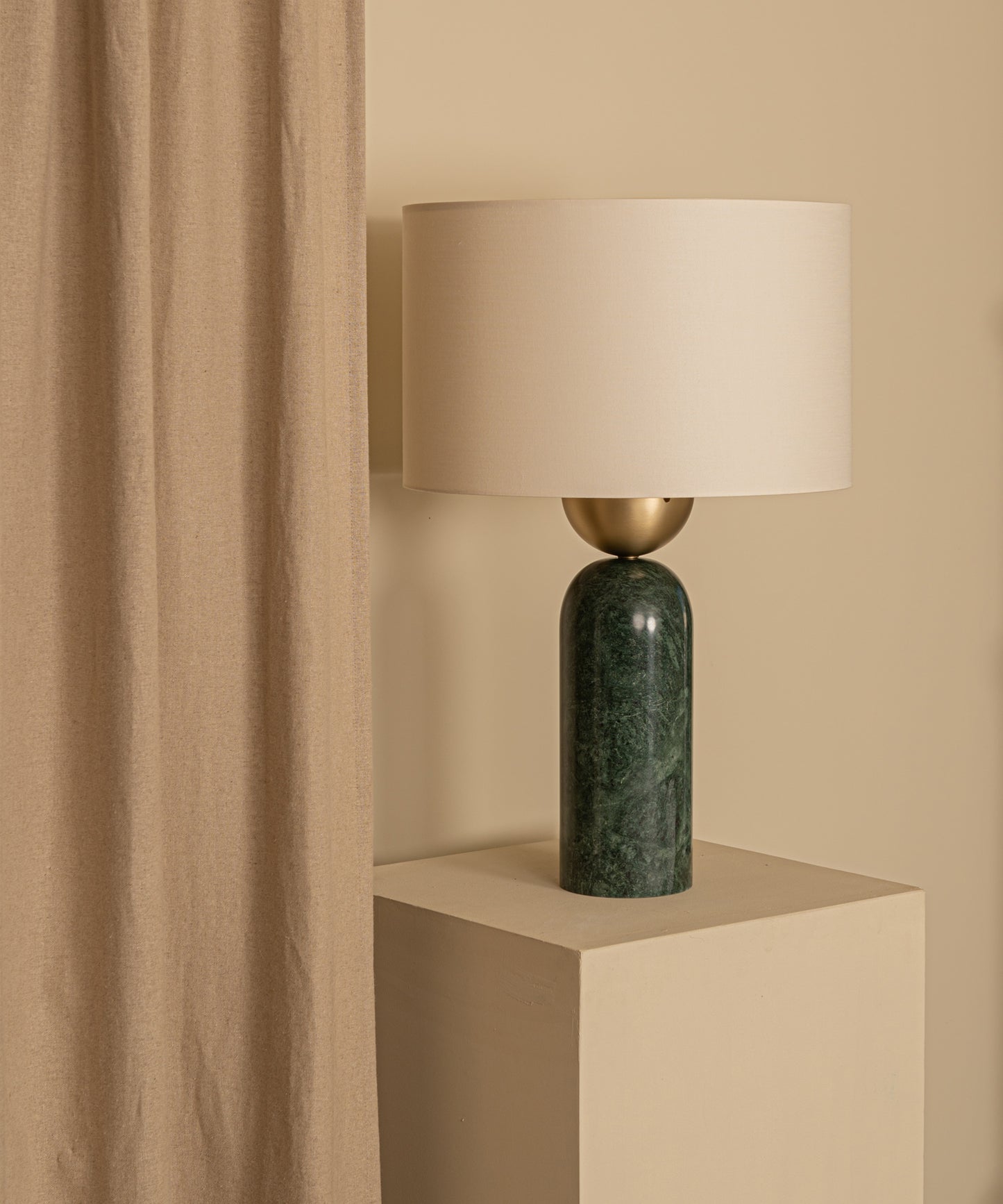 Peona Table Lamp