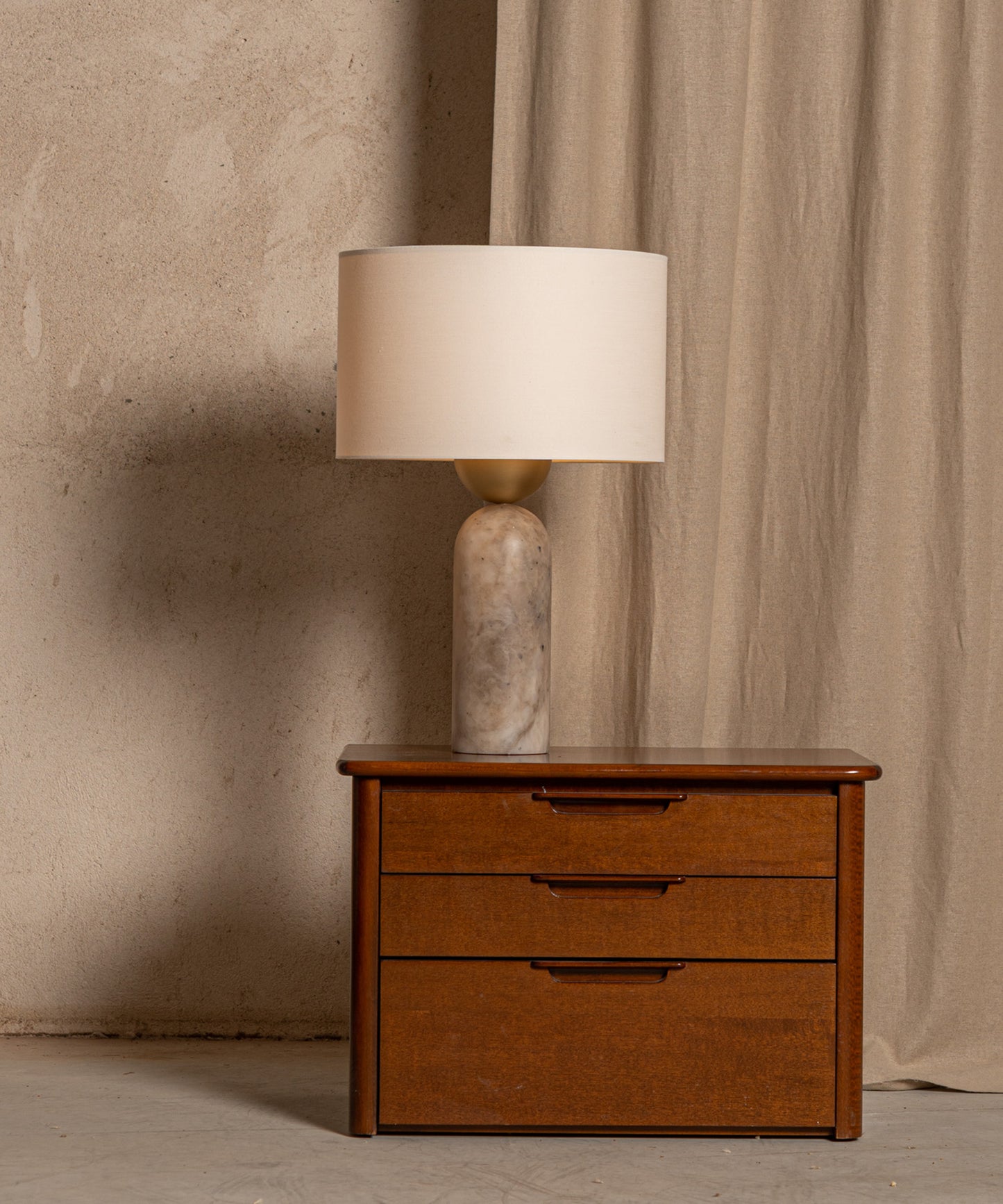Peona Table Lamp