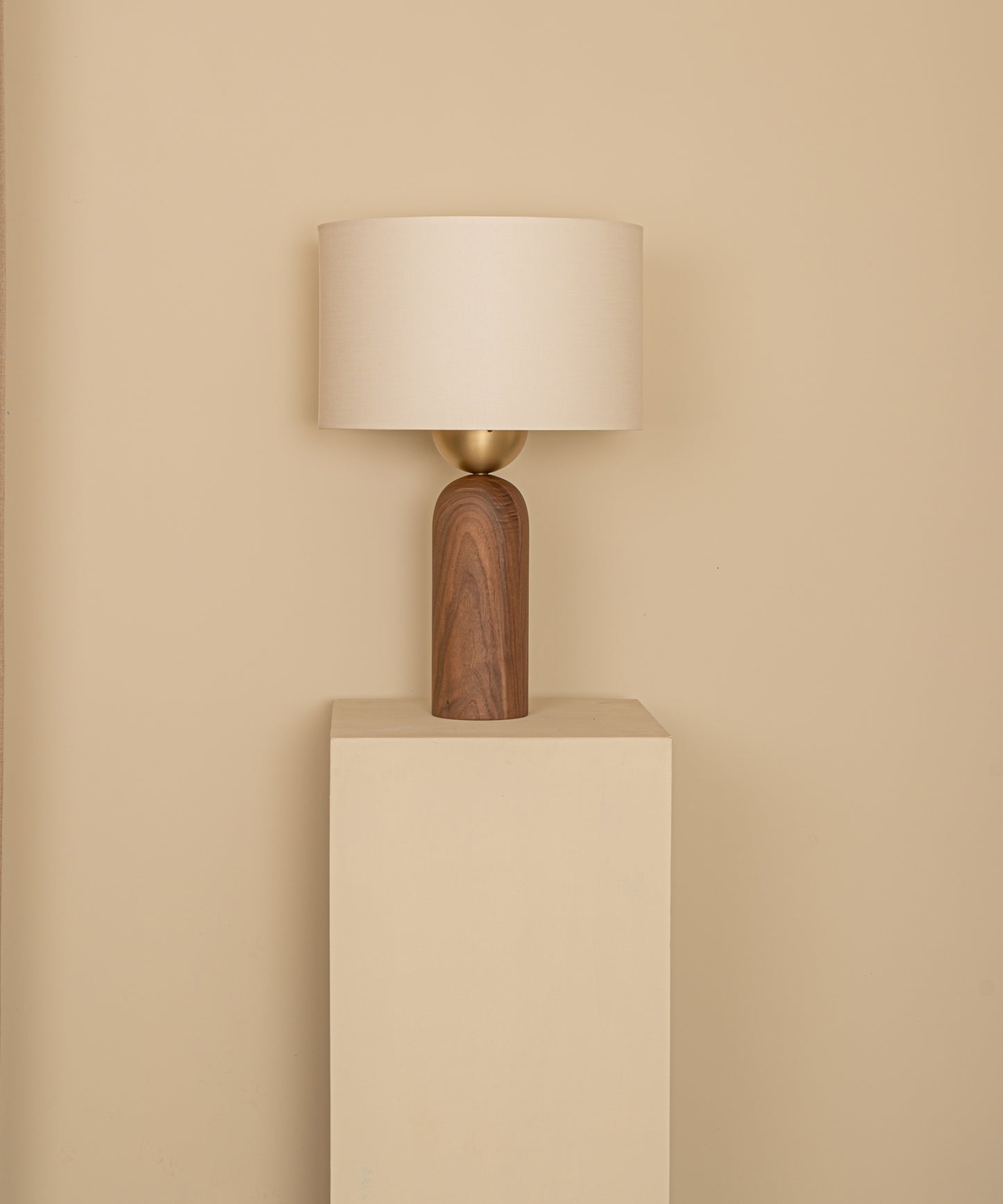 Peona Table Lamp