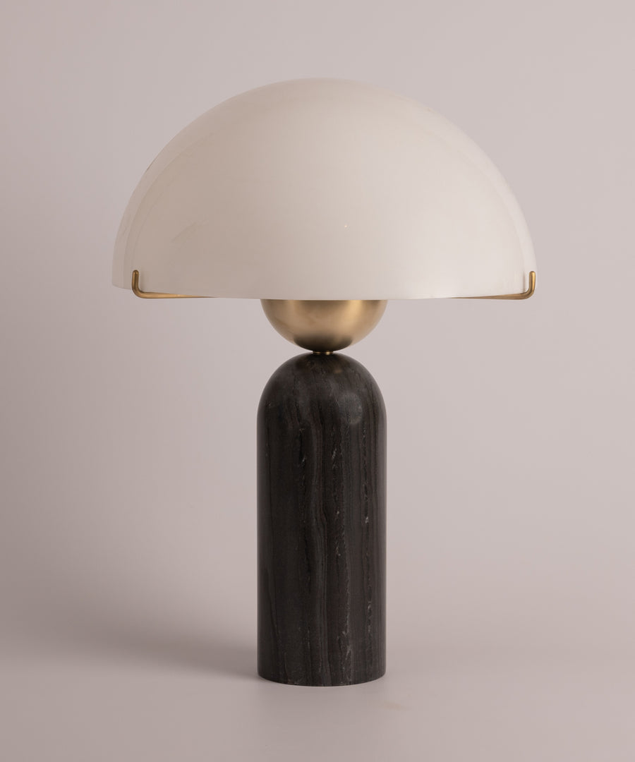 Peono Table Lamp