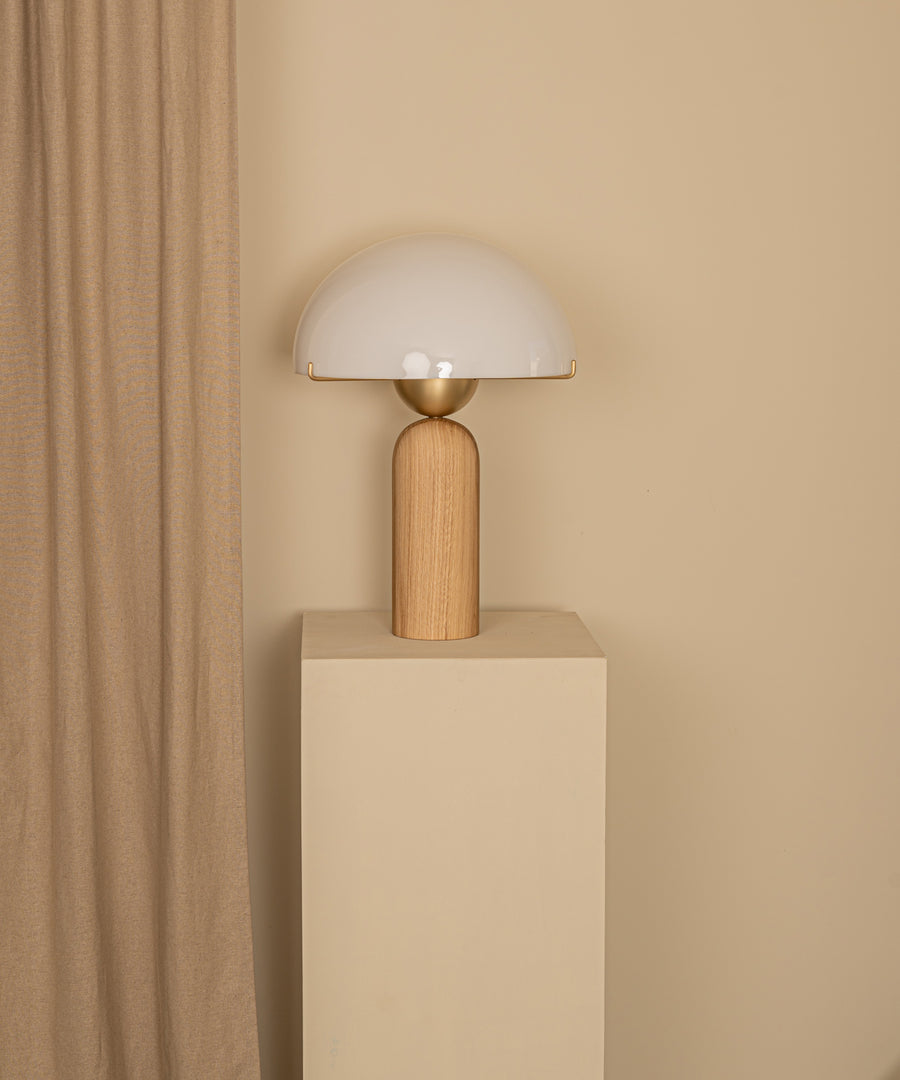 Peono Table Lamp