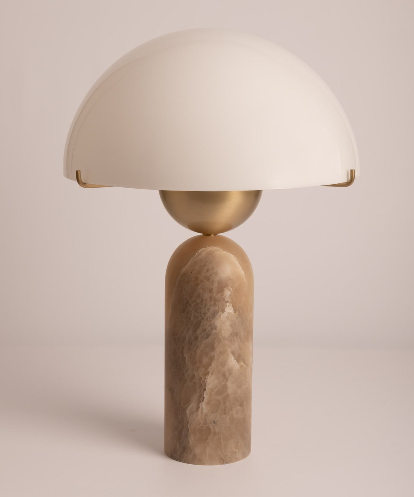 Peono Table Lamp