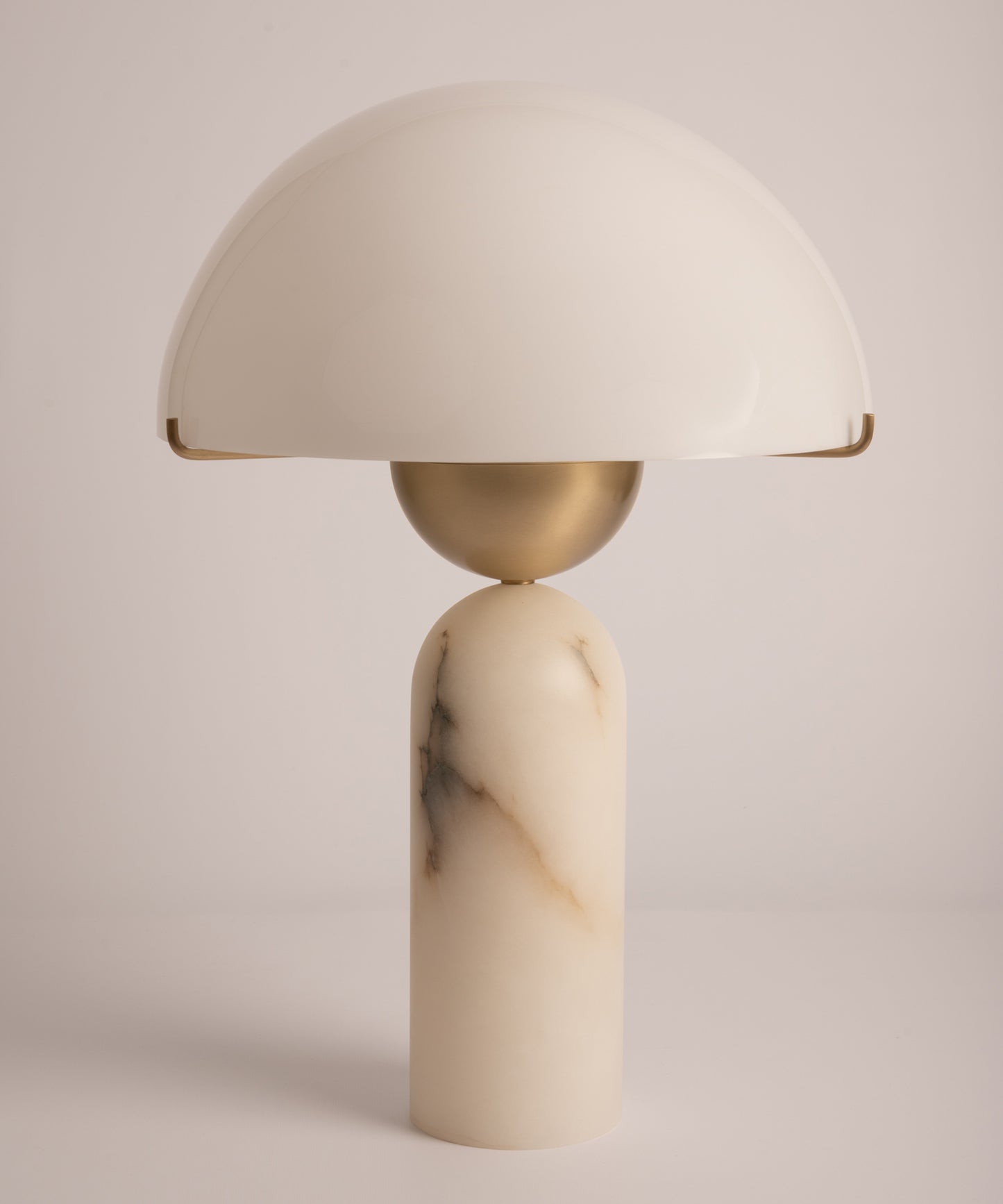 Peono Table Lamp