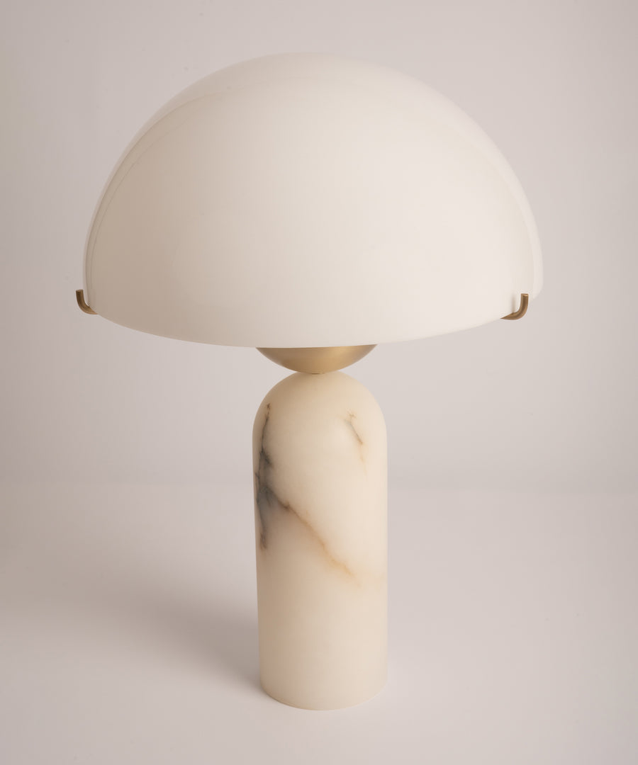 Peono Table Lamp
