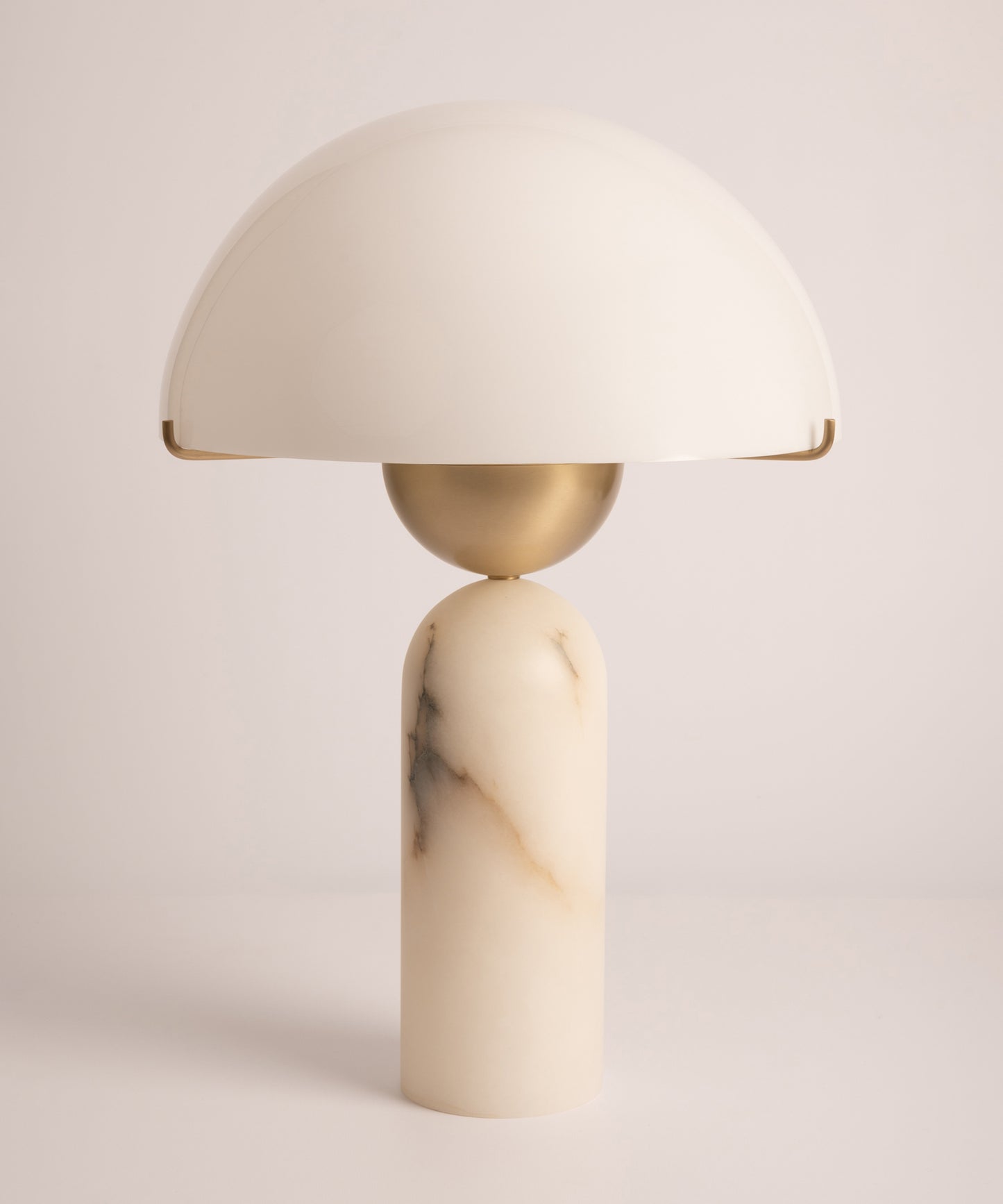 Peono Table Lamp