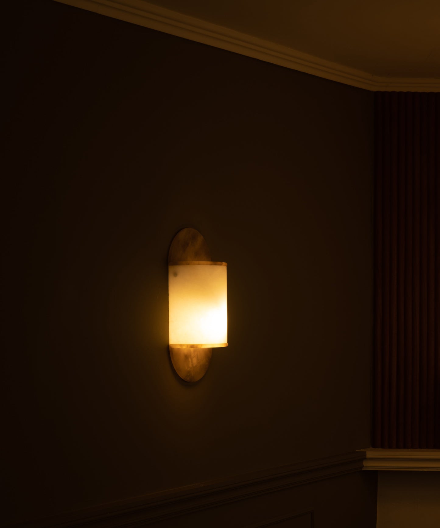 Pilolo Sconce