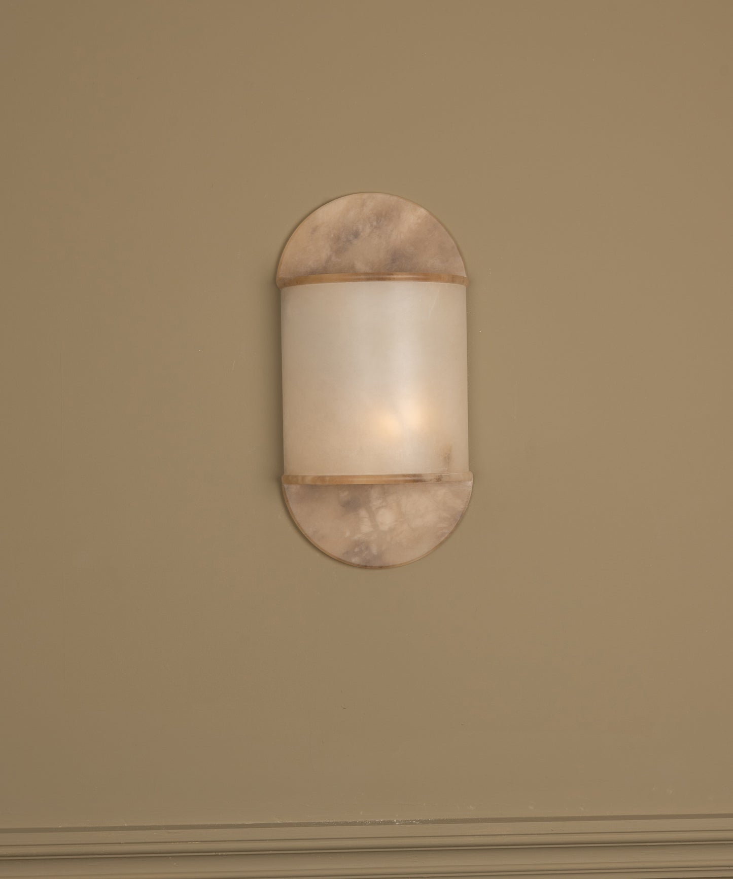 Pilolo Sconce