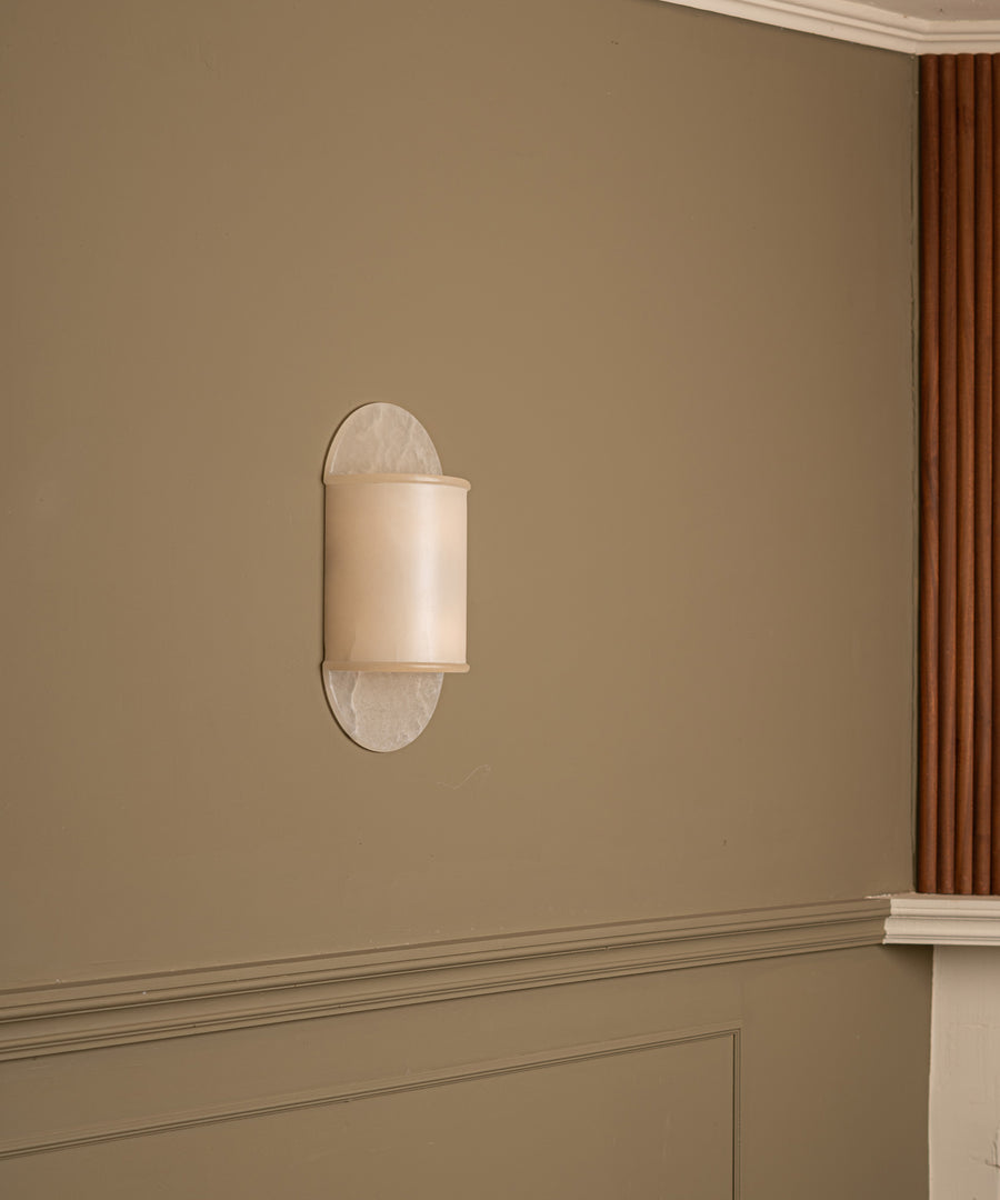 Pilolo Sconce