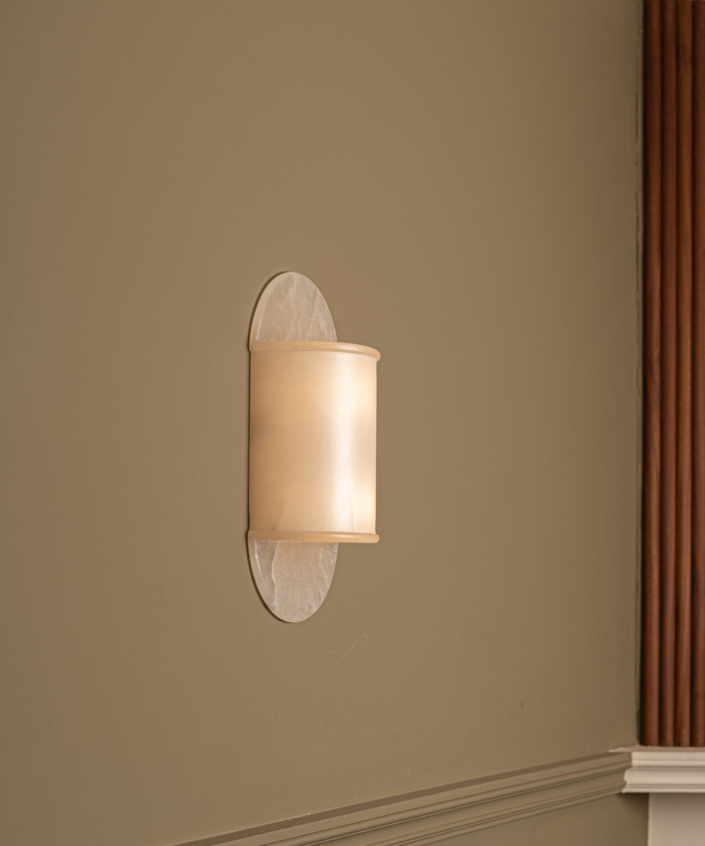 Pilolo Sconce