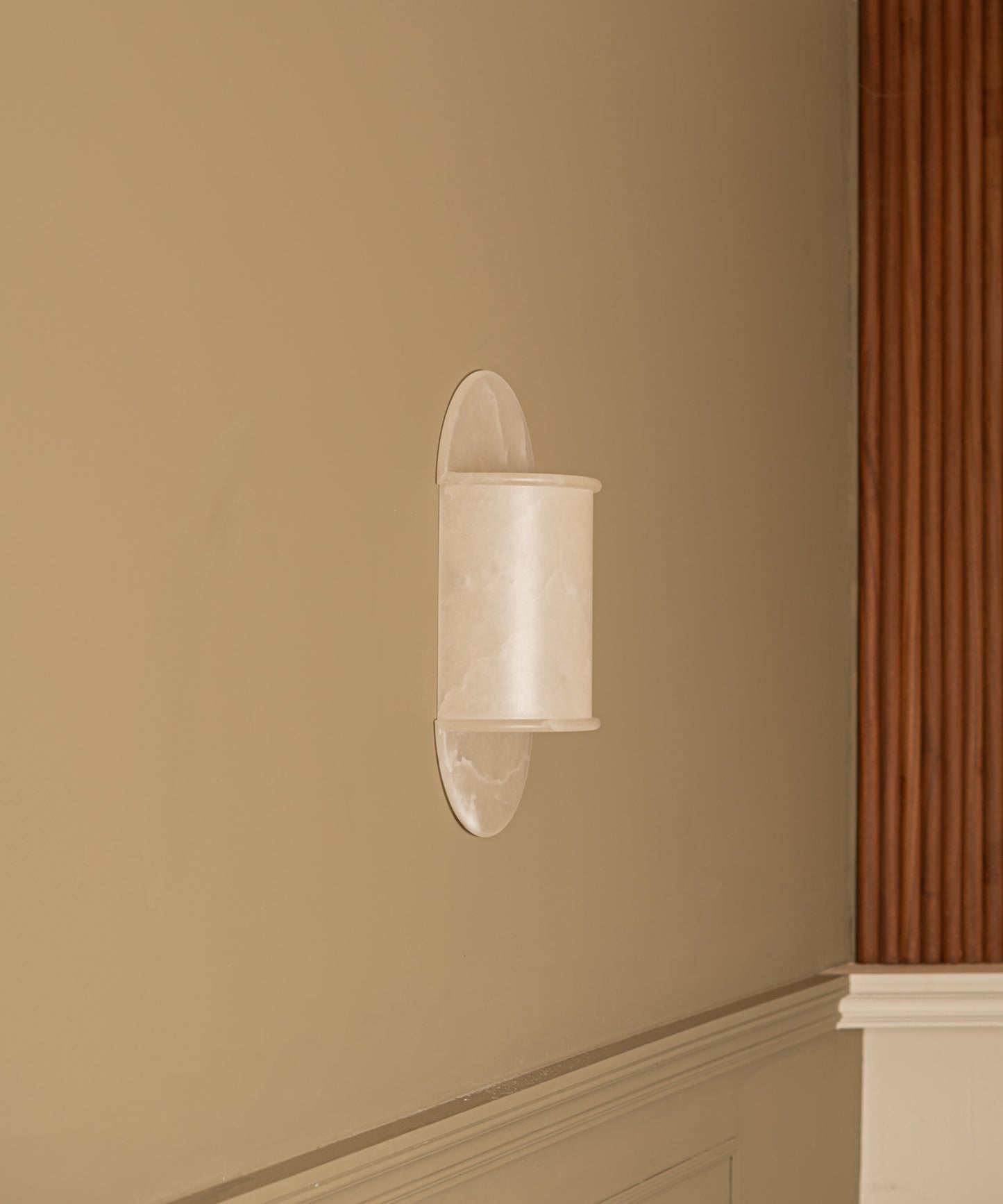Pilolo Sconce