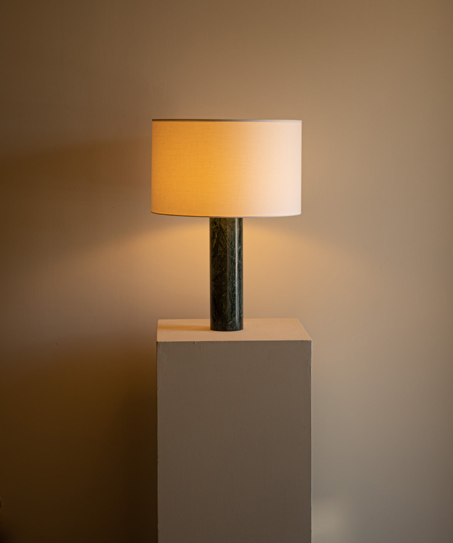 Pipo Table Lamp