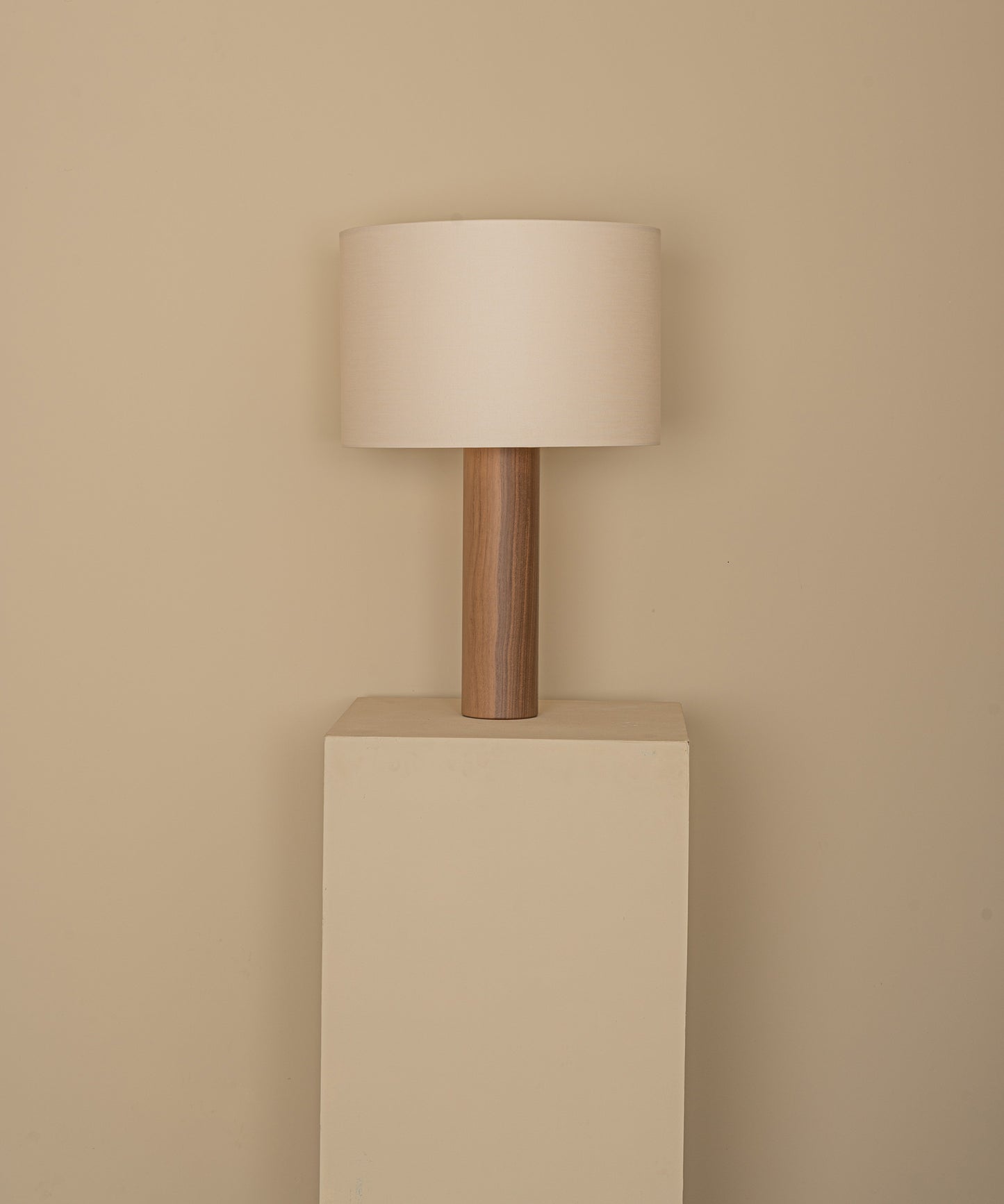 Pipo Table Lamp