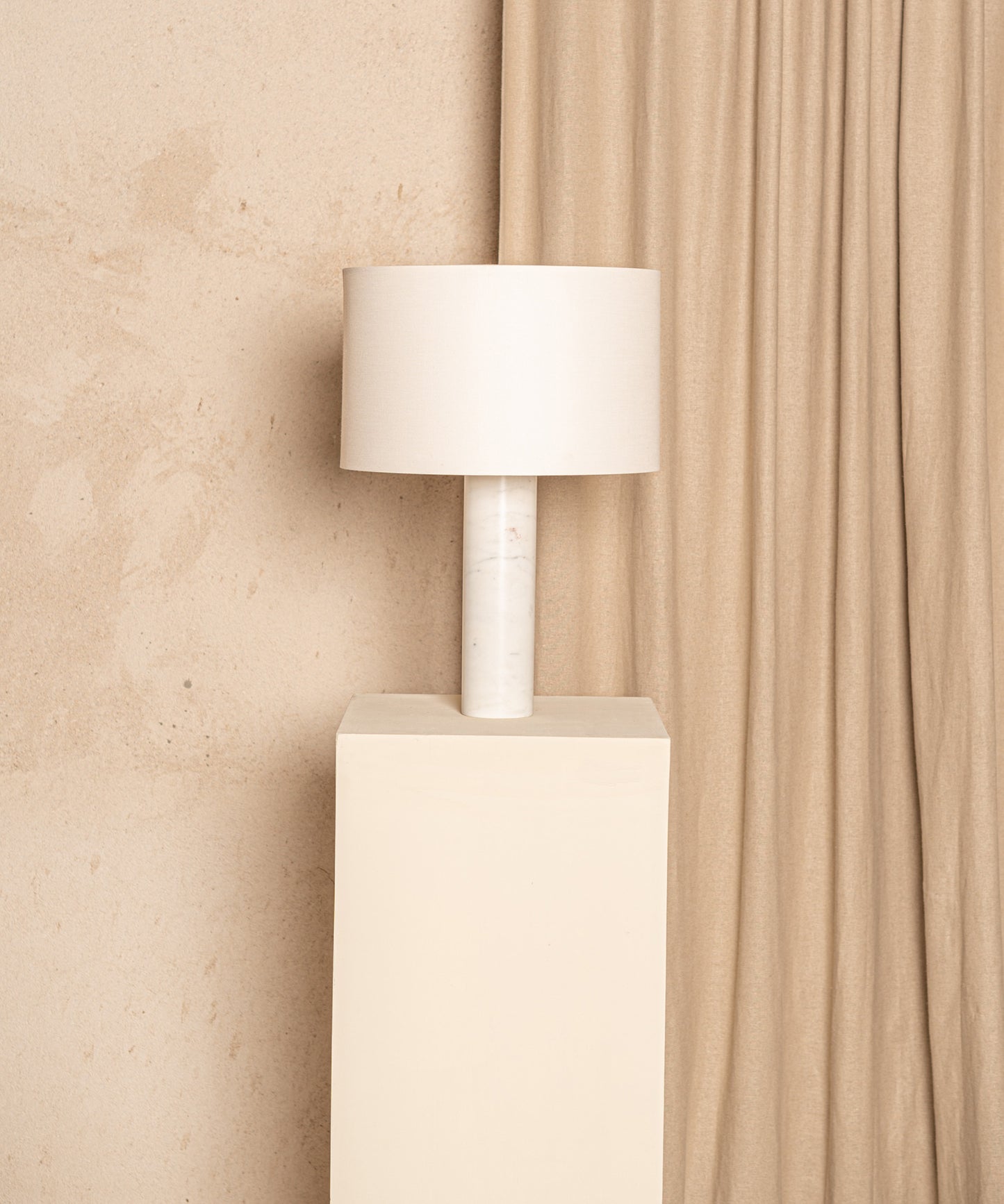 Pipo Table Lamp