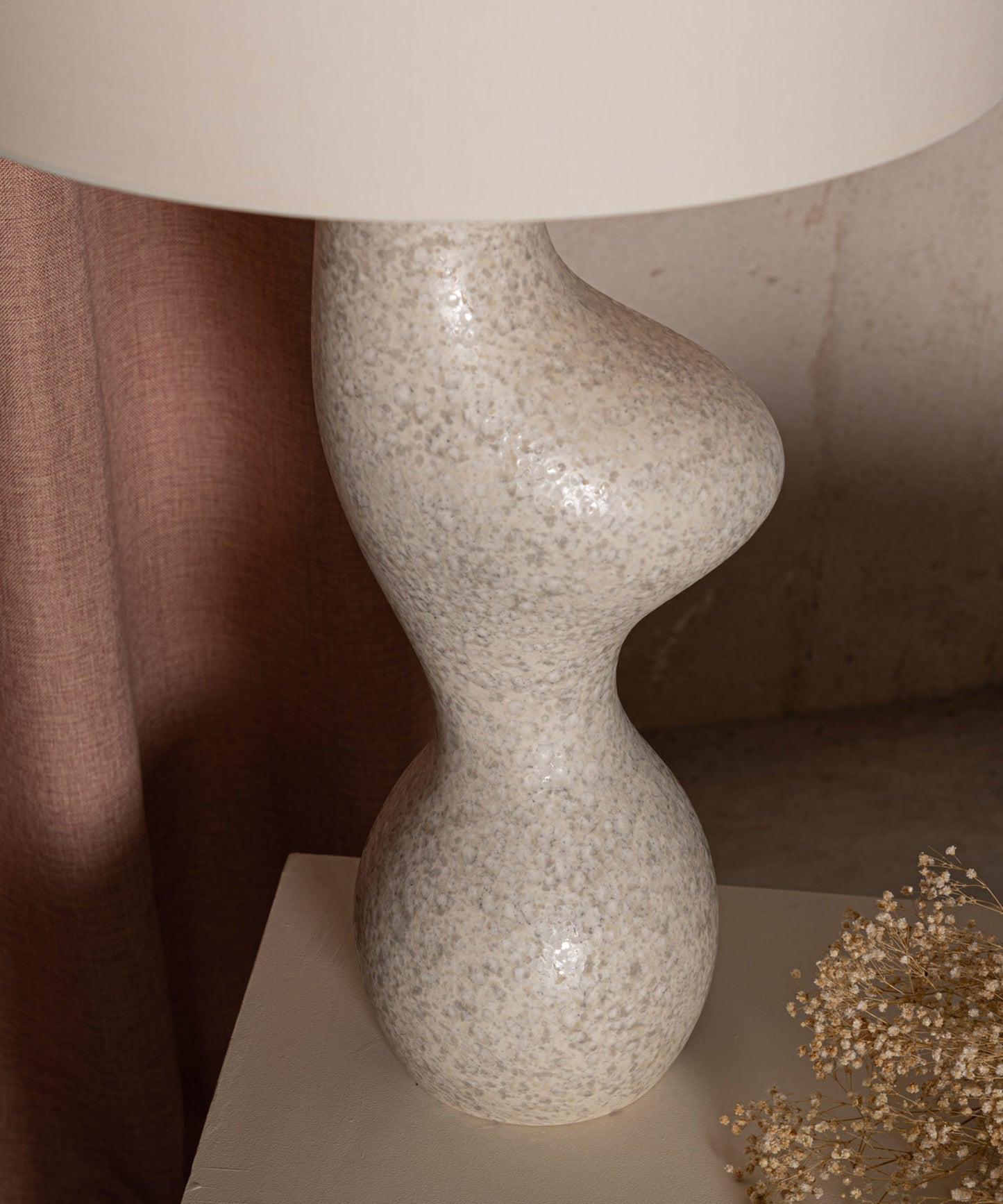 Venuso Table Lamp