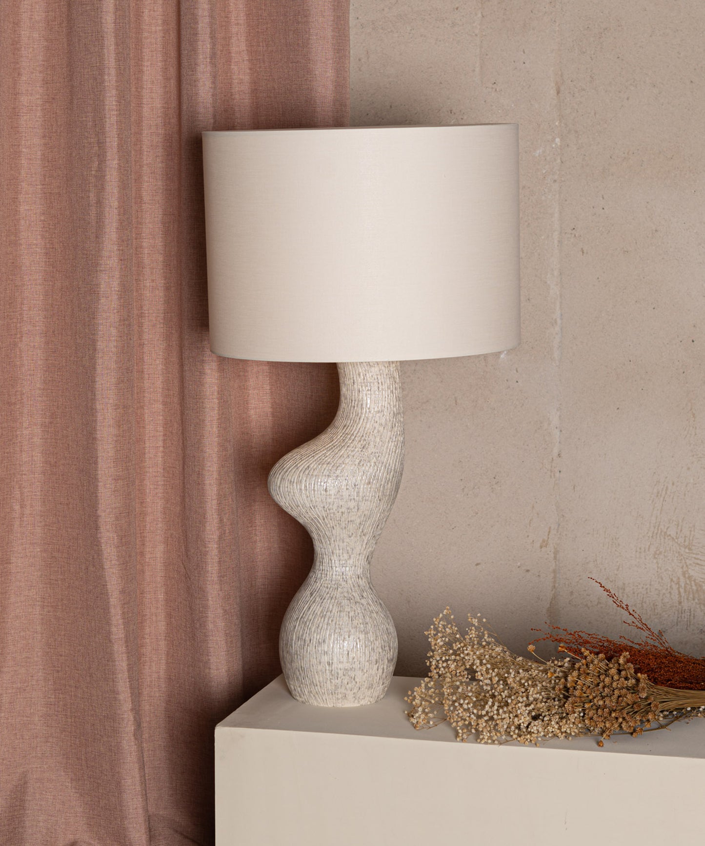 Venuso Table Lamp