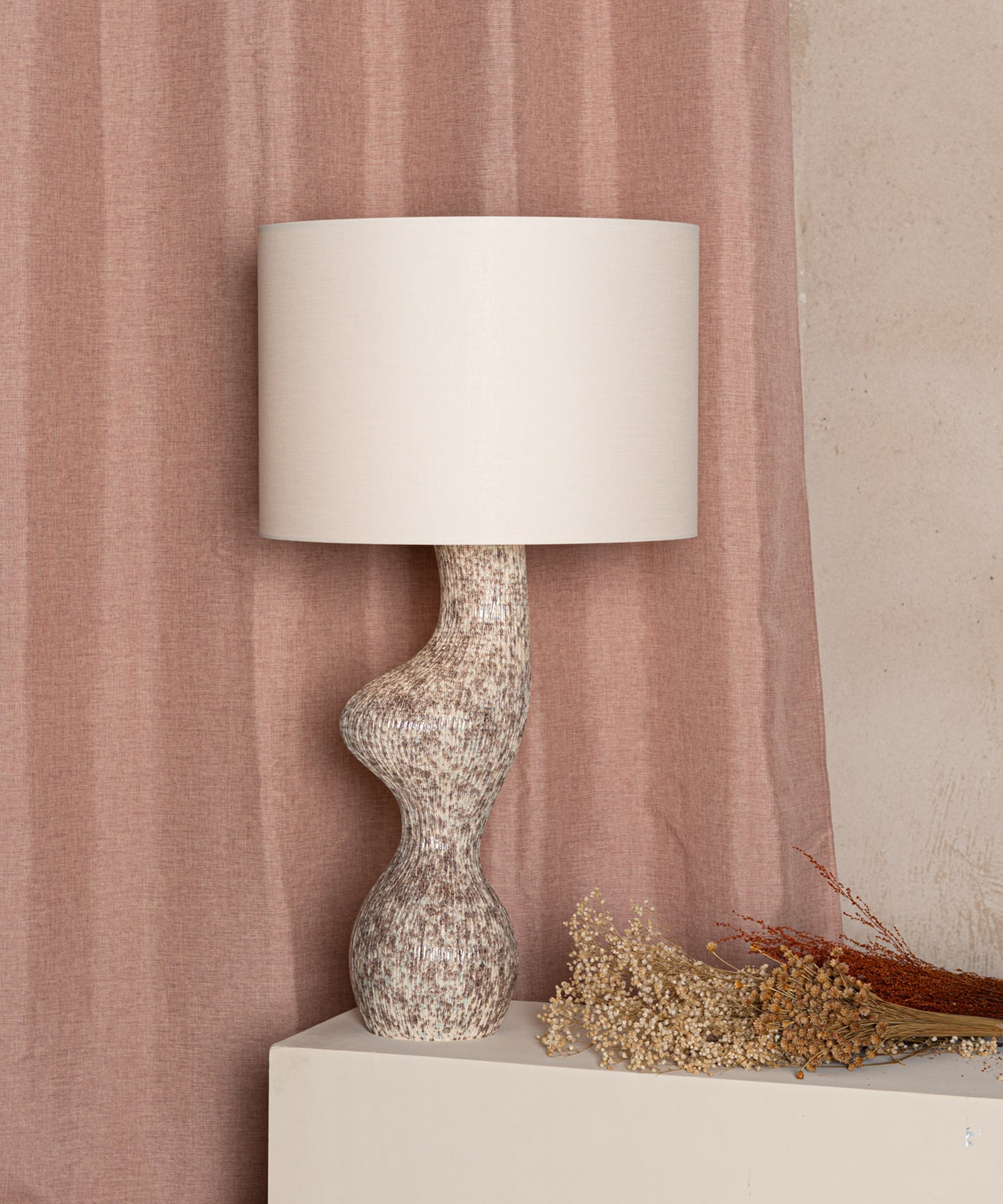 Venuso Table Lamp