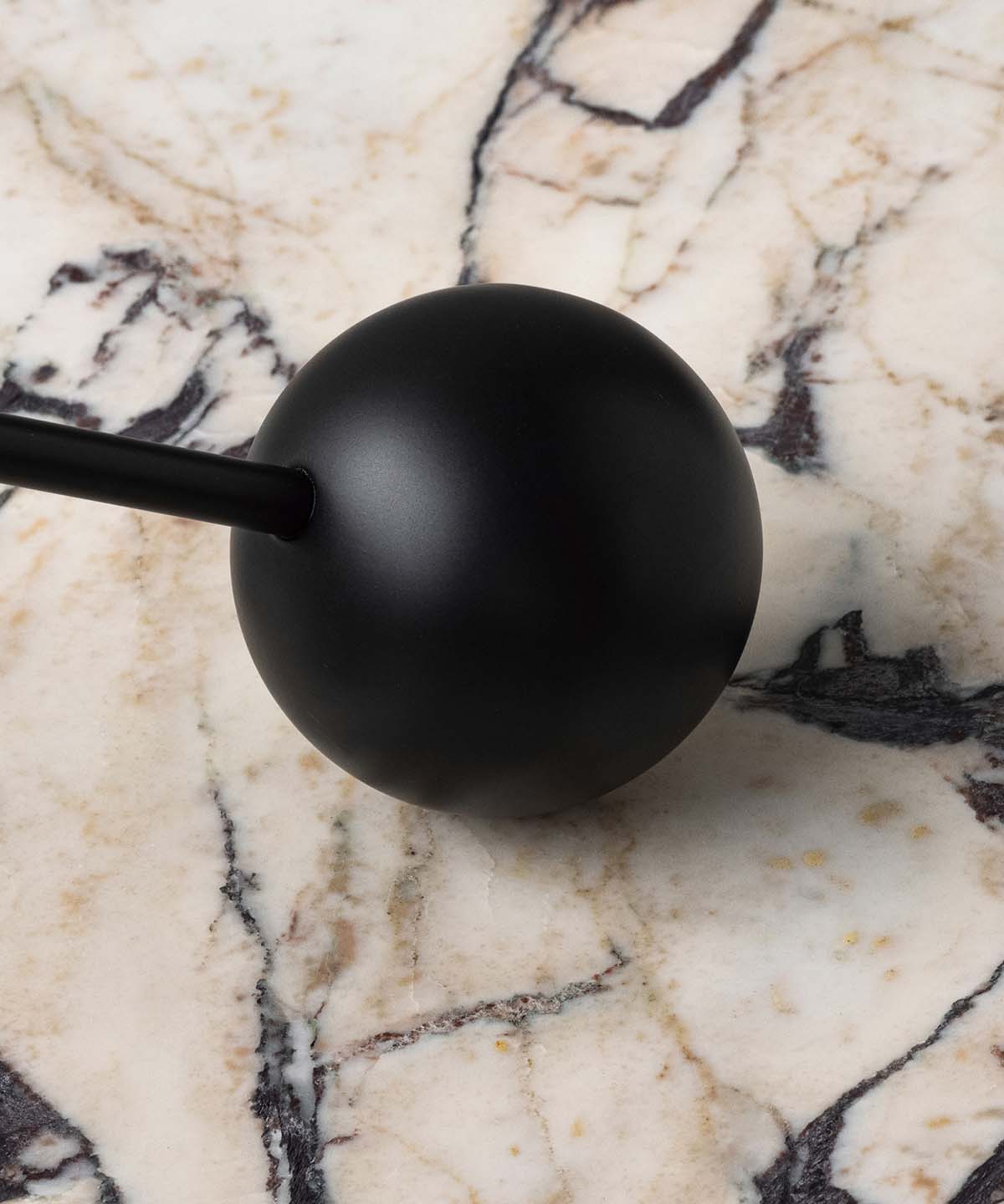 Interconnect Candle Holder