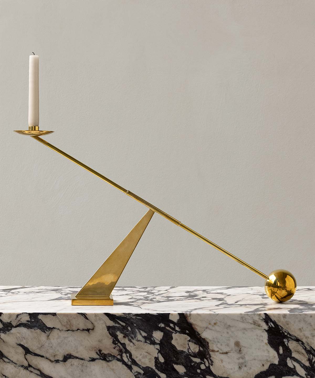 Interconnect Candle Holder