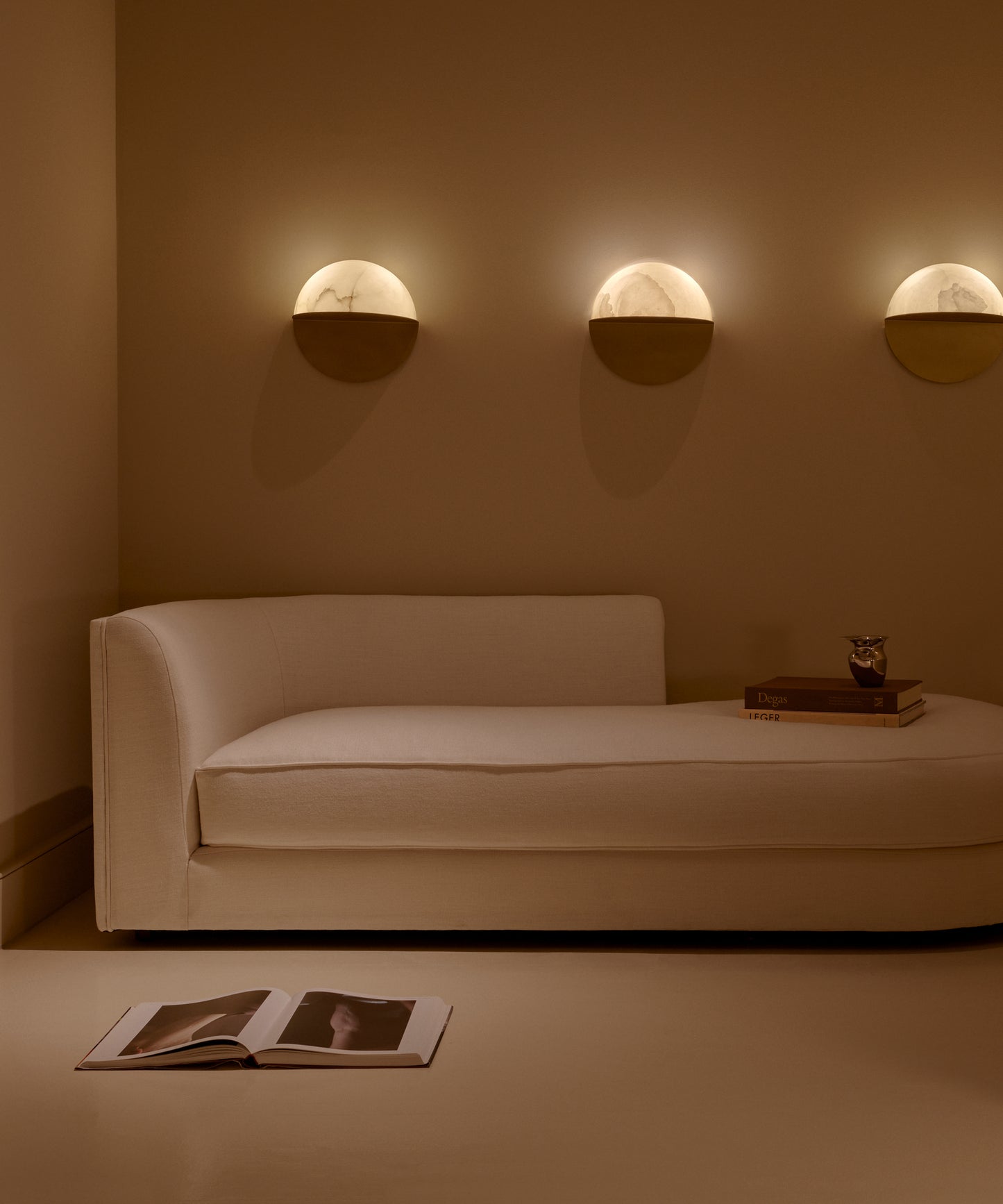 Luno Sconce