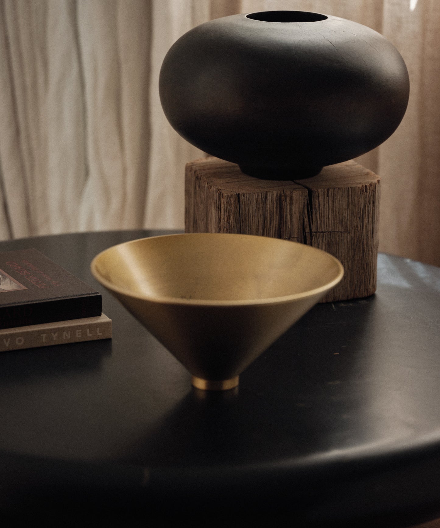 Surround Vase