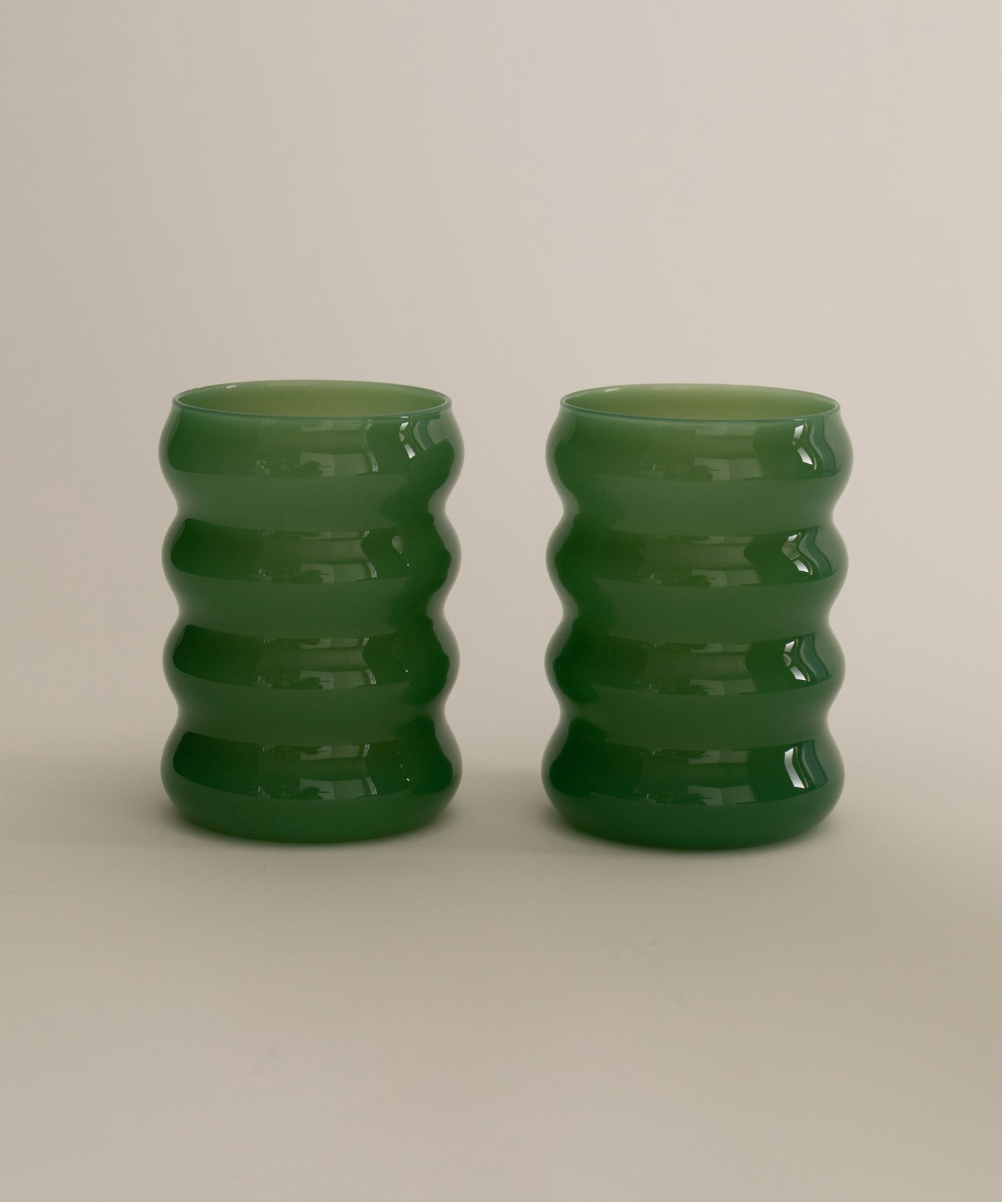 Opaque Ripple Cup Set