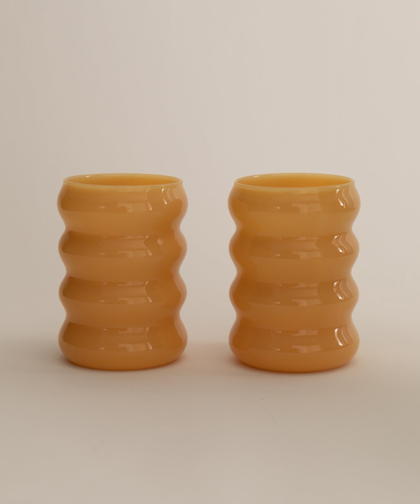 Opaque Ripple Cup Set