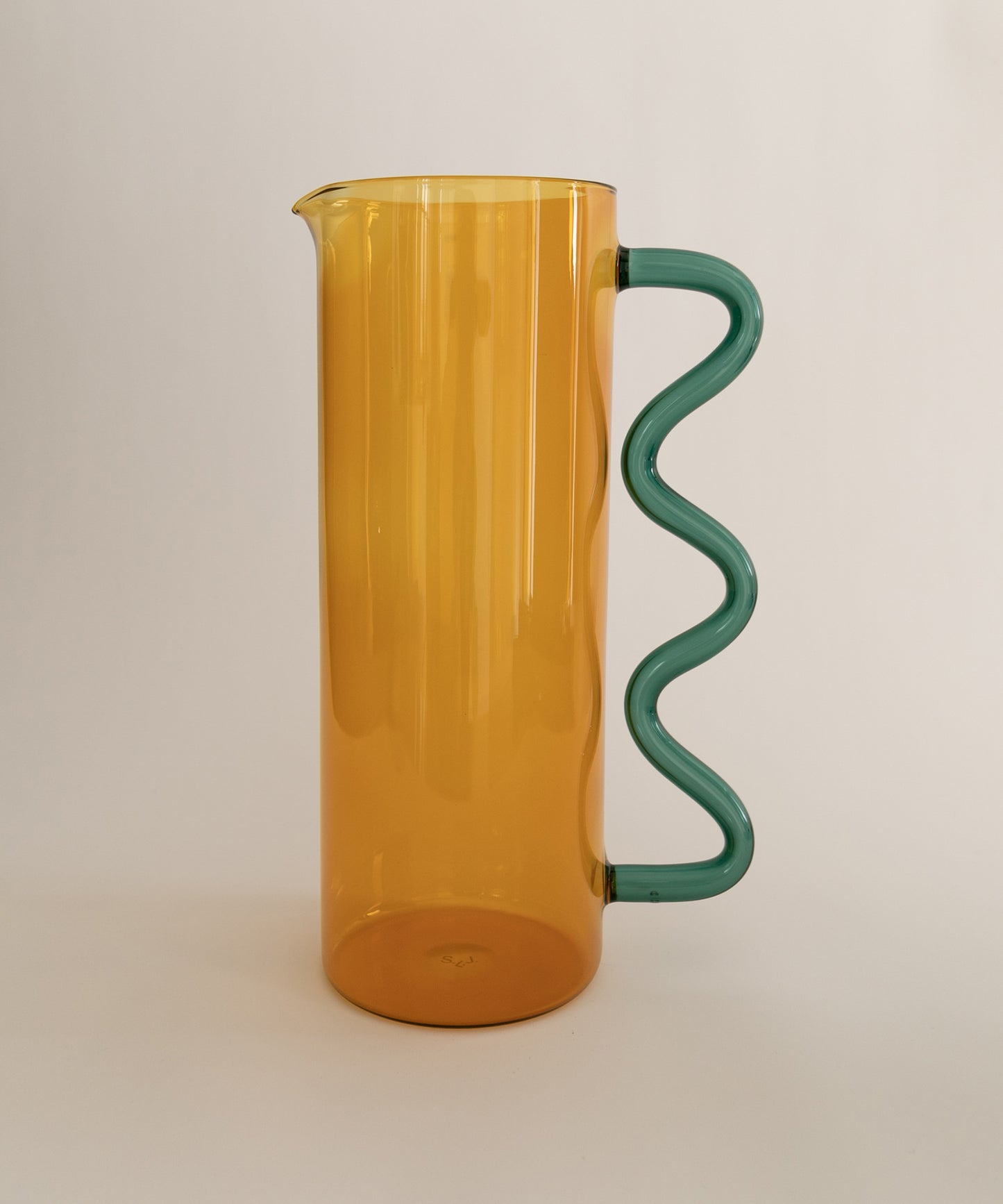 Wave Pitcher