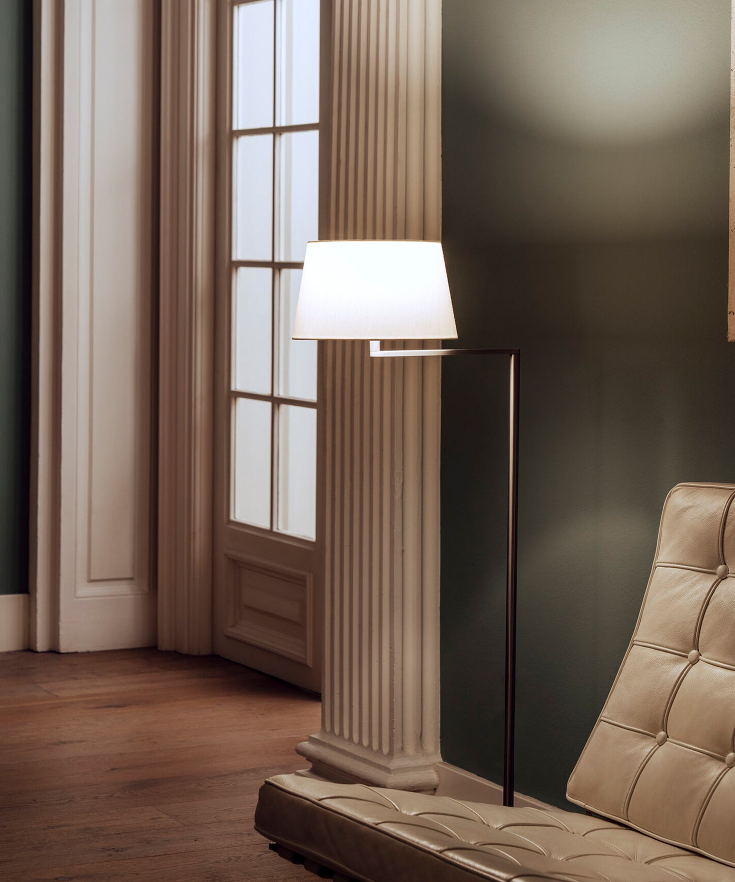 Americana Floor Lamp