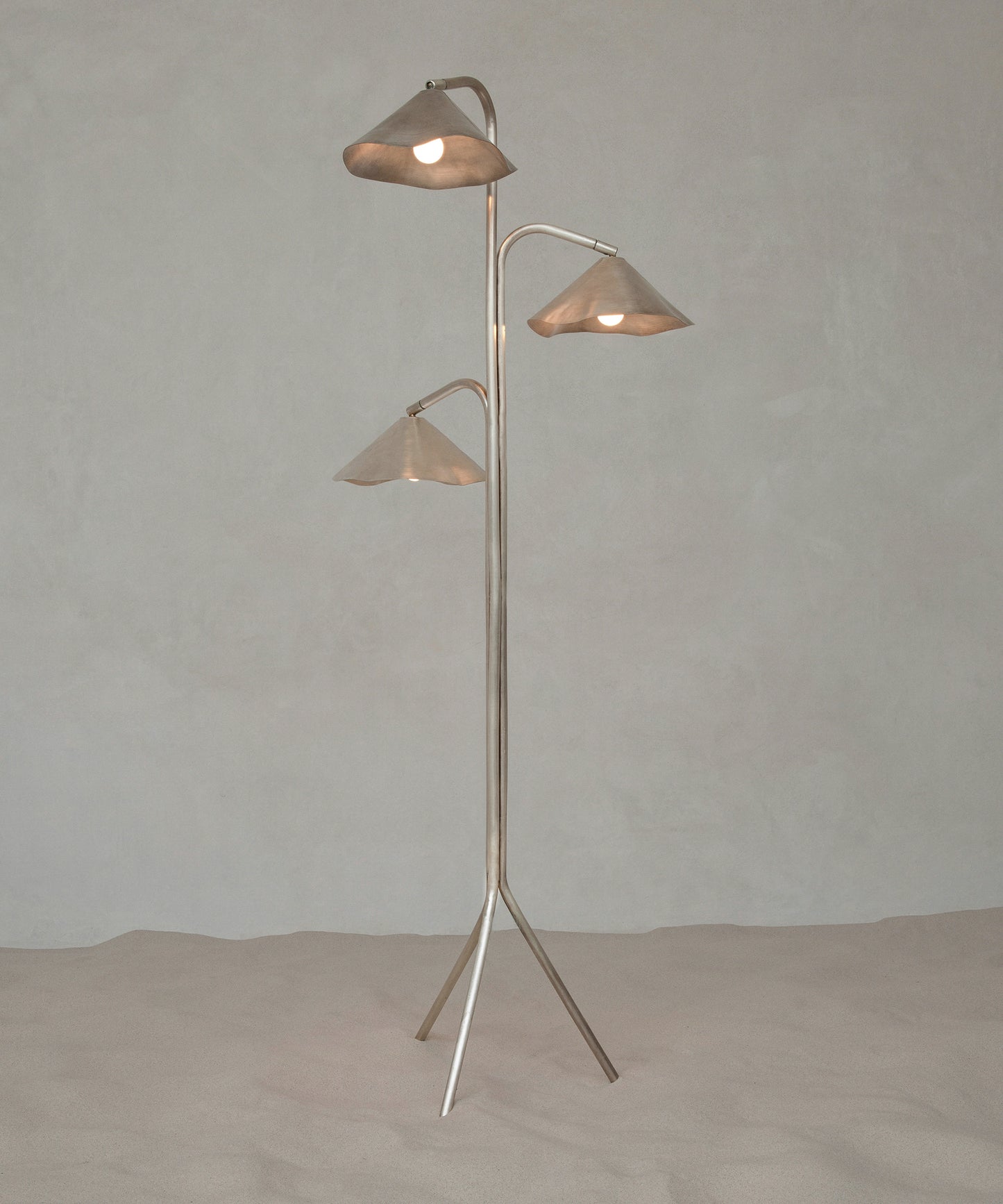 Antica I Floor Lamp