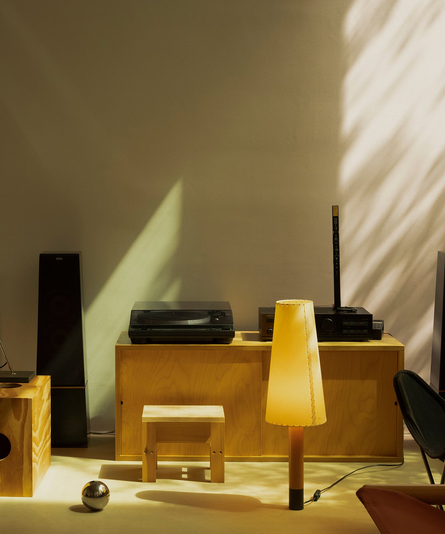Basica M2 Table Lamp