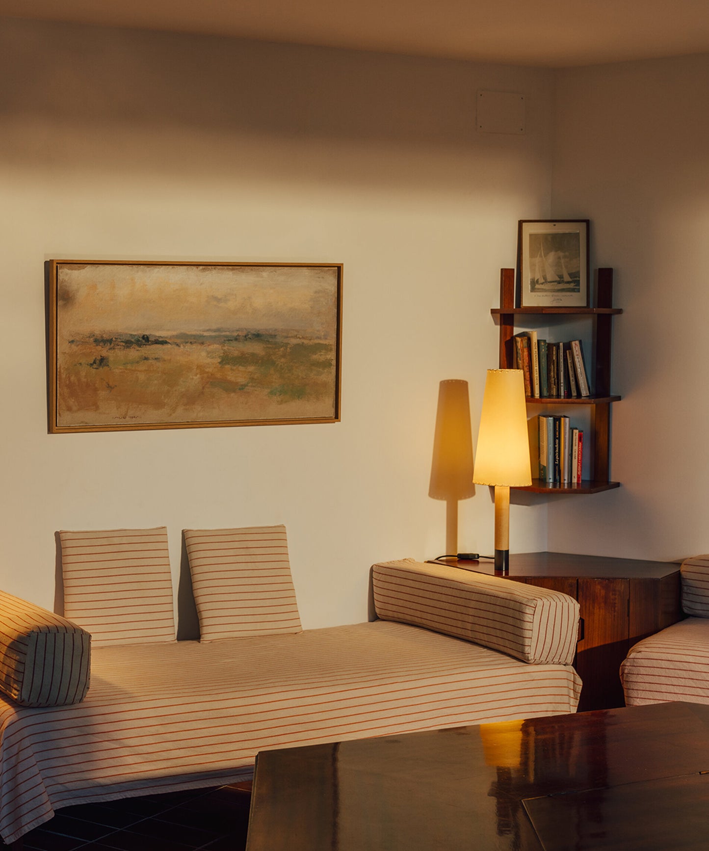 Basica M2 Table Lamp