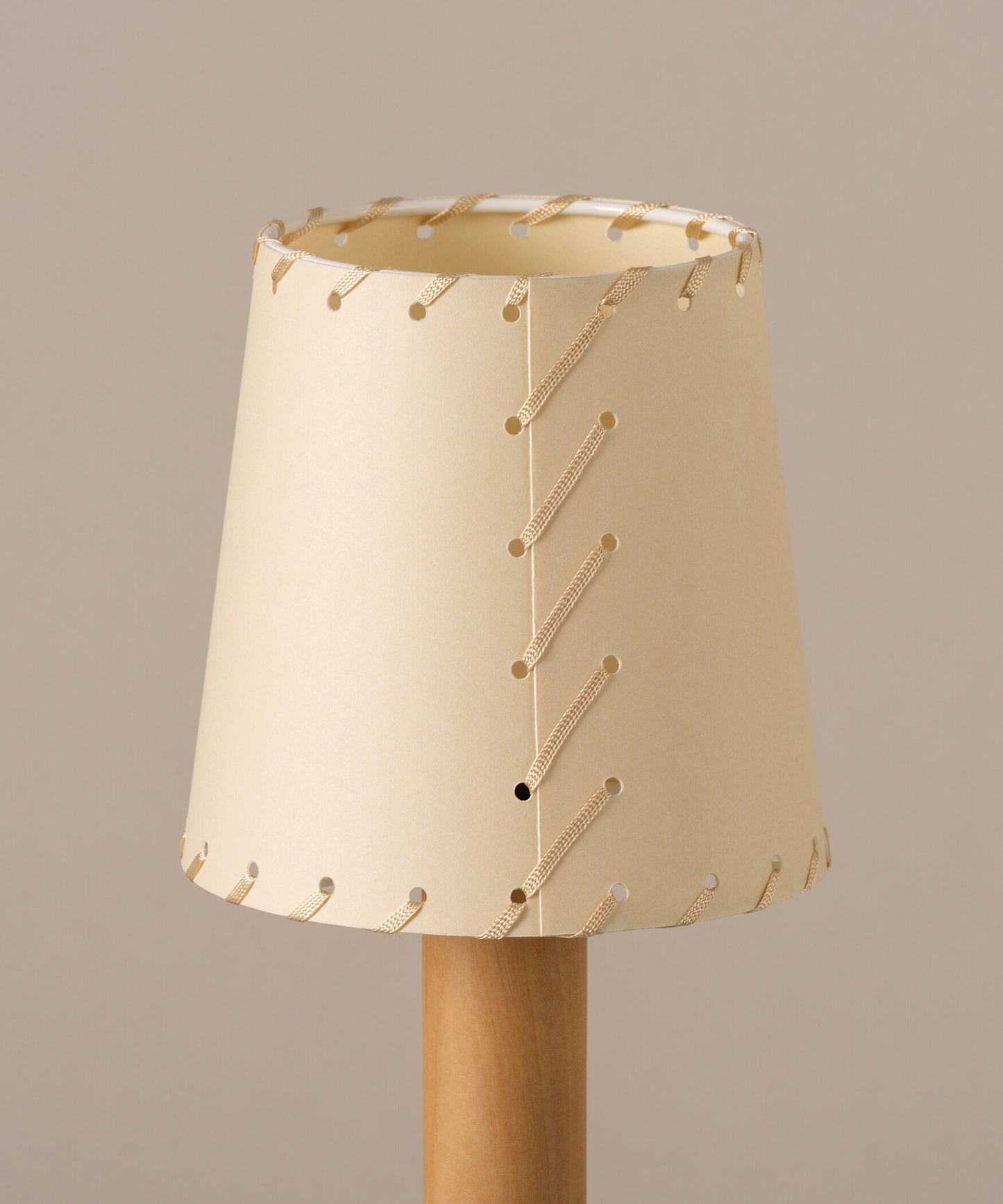 Básica Mínima Batería Table Lamp