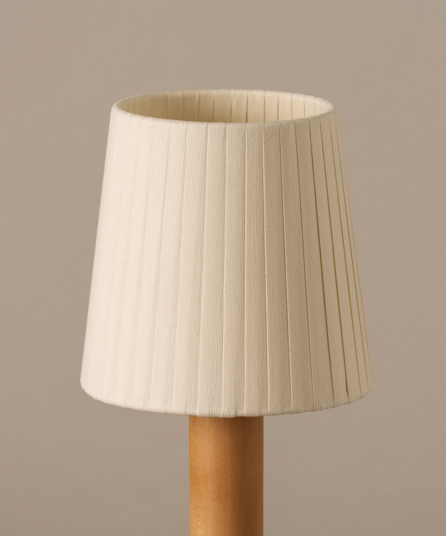 Básica Mínima Batería Table Lamp