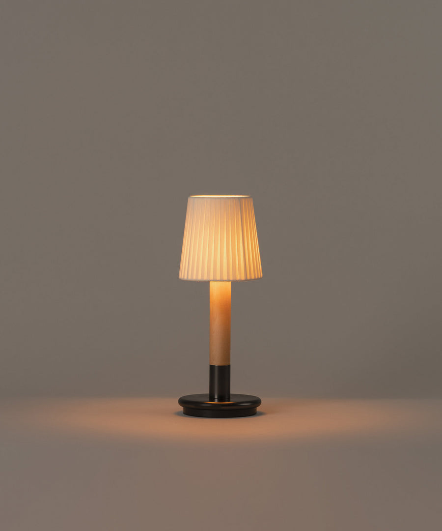 Básica Mínima Batería Table Lamp