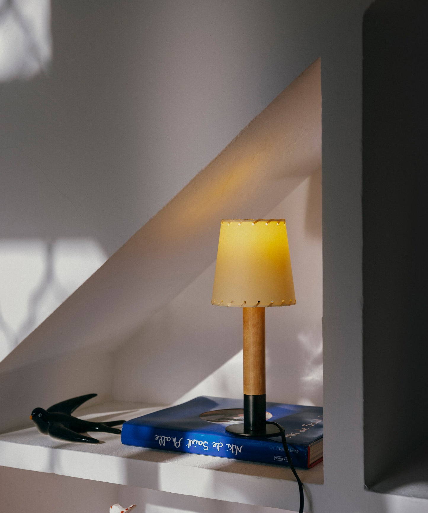 Basica Minima Table Lamp