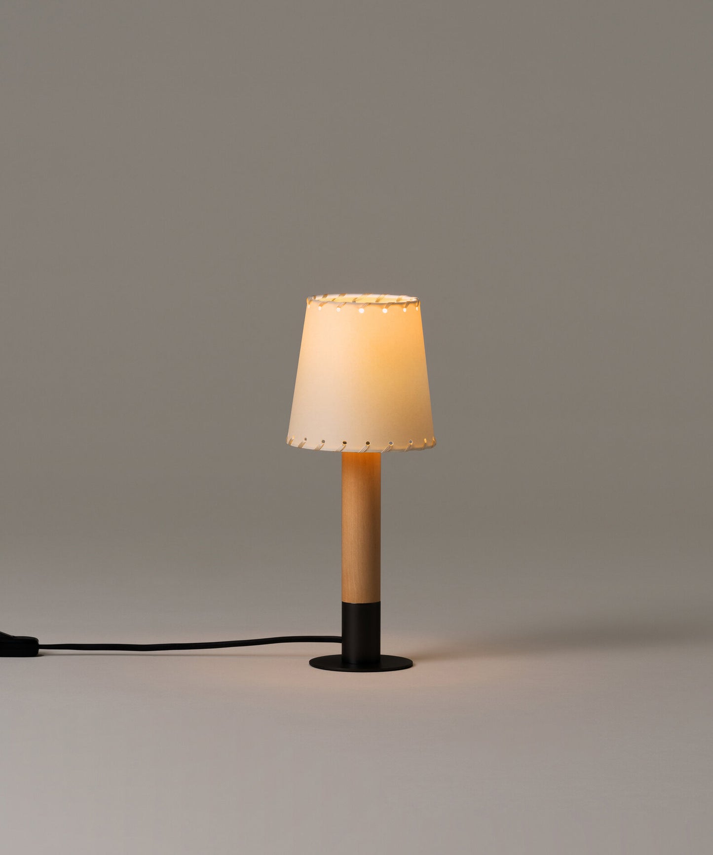 Basica Minima Table Lamp