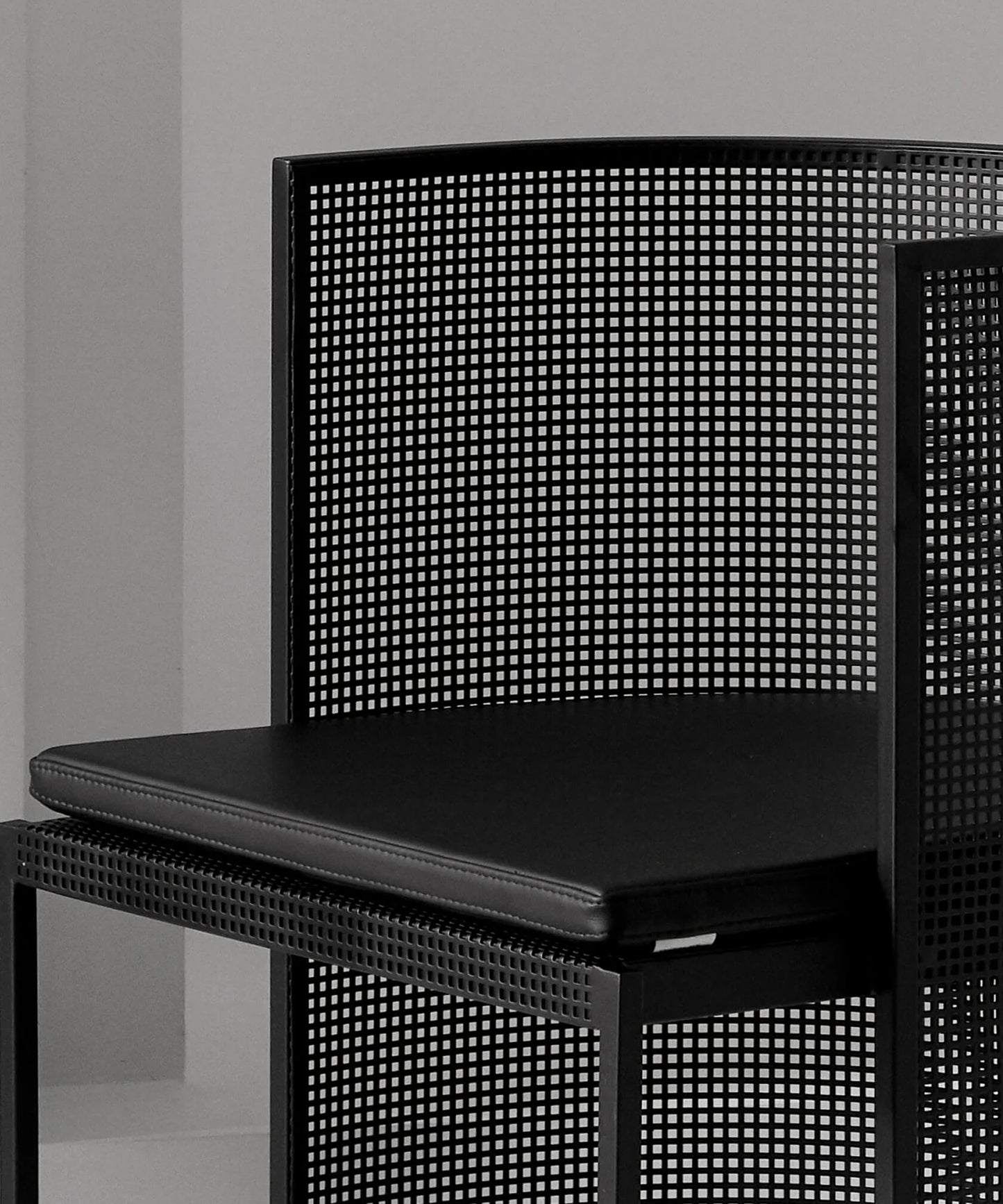 bauhaus-dining-chair-02