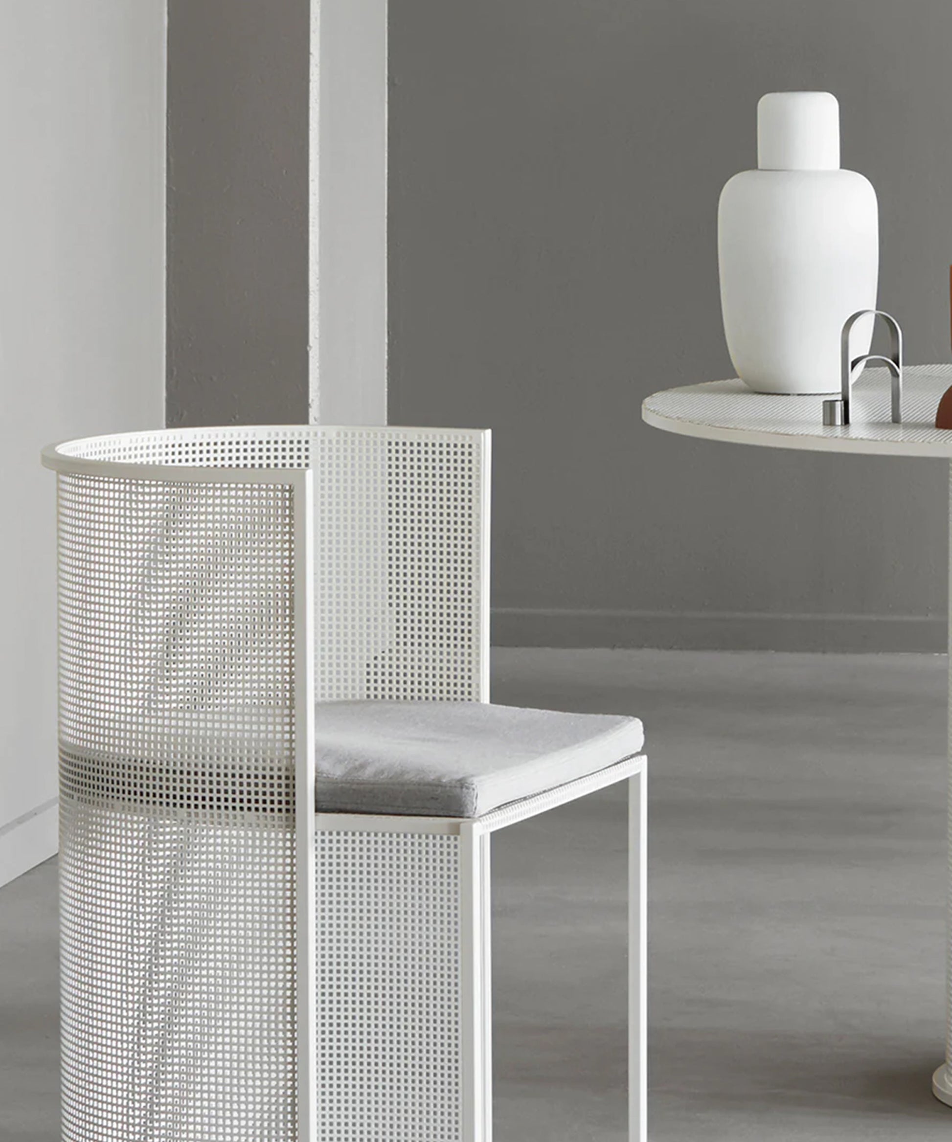 bauhaus-dining-chair-seating-cushion-03