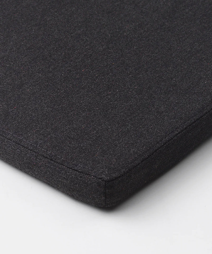 bauhaus-lounge-bench-seating-cushion-06
