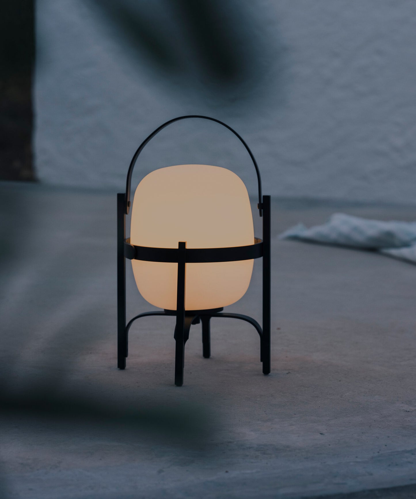 Cestita Alublat Table Lamp