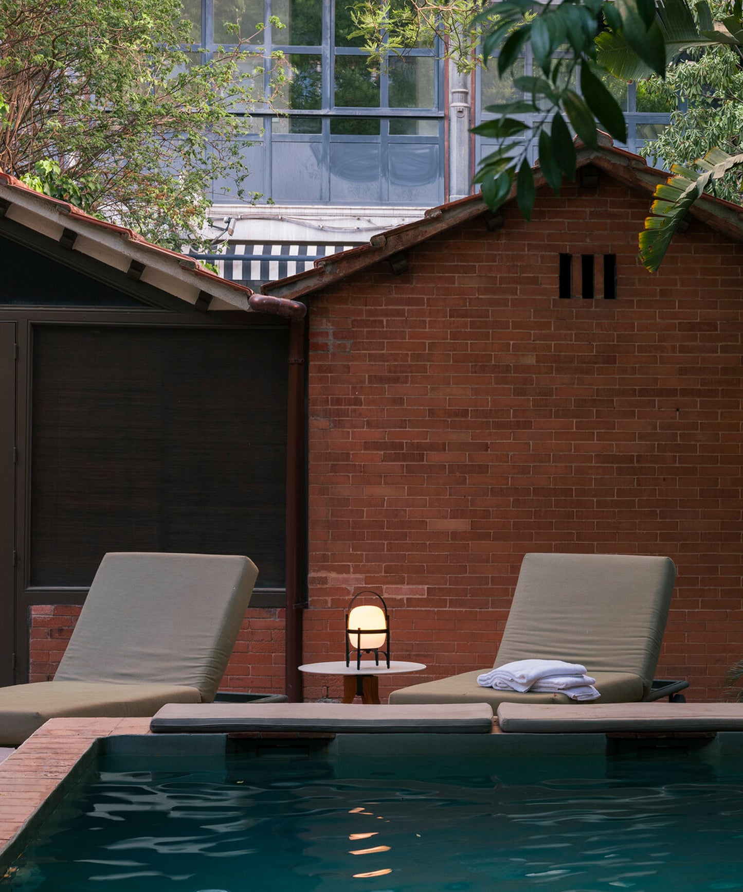 Cestita Alublat Table Lamp