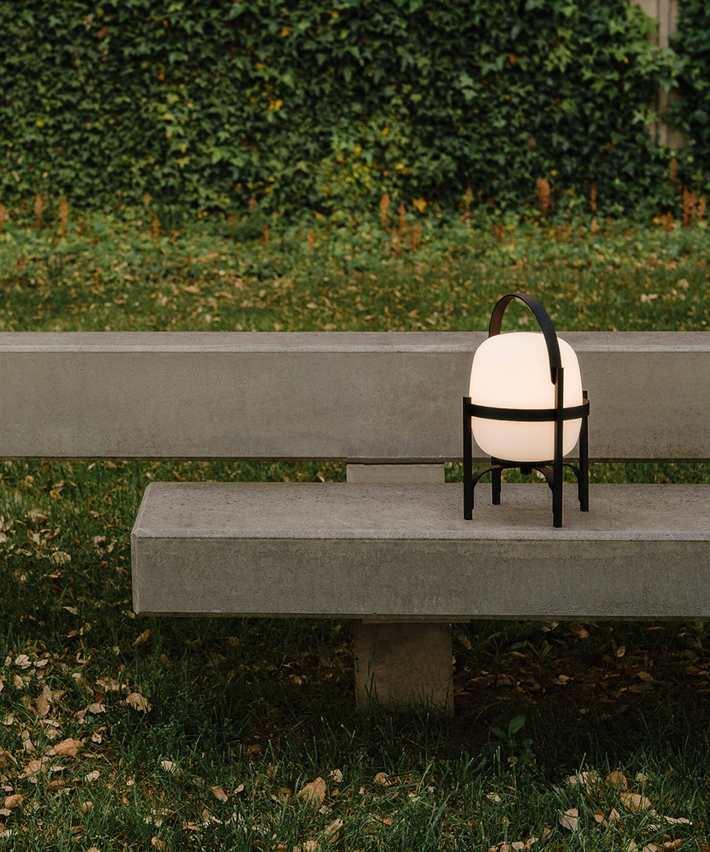 Cestita Alublat Table Lamp