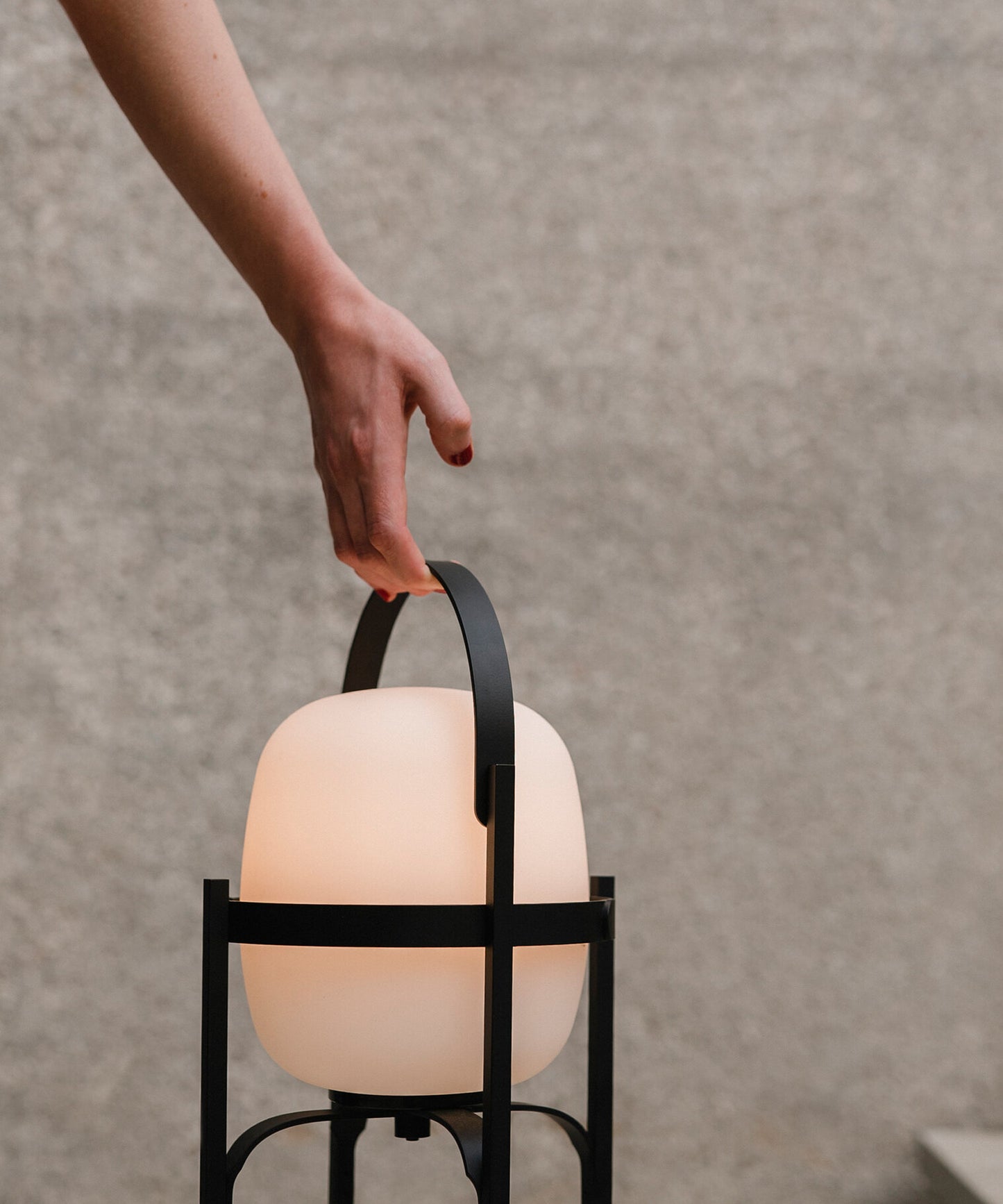 Cestita Alublat Table Lamp