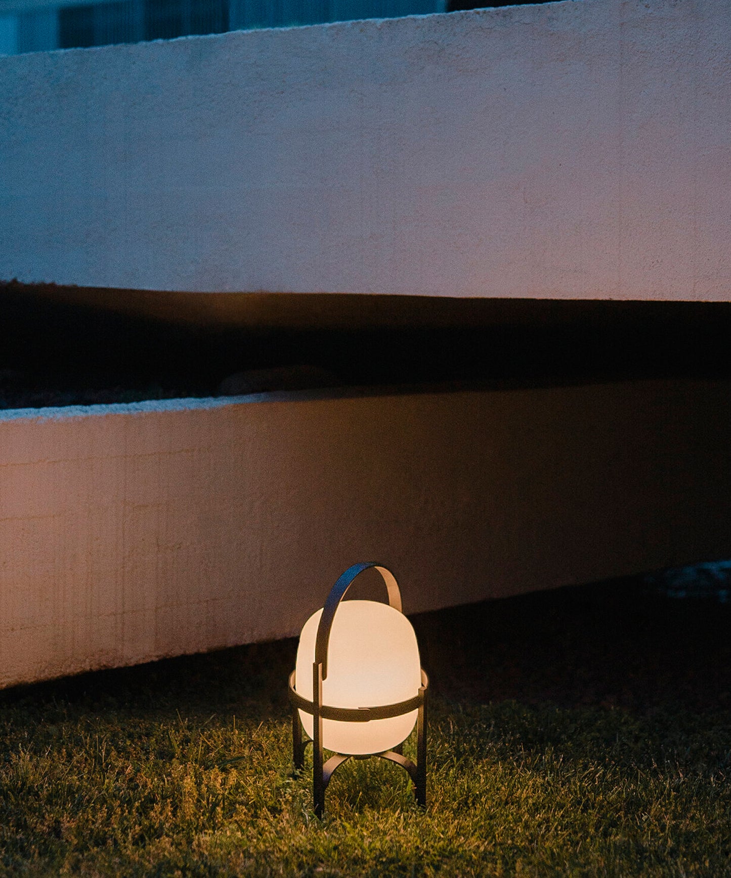 Cestita Alublat Table Lamp