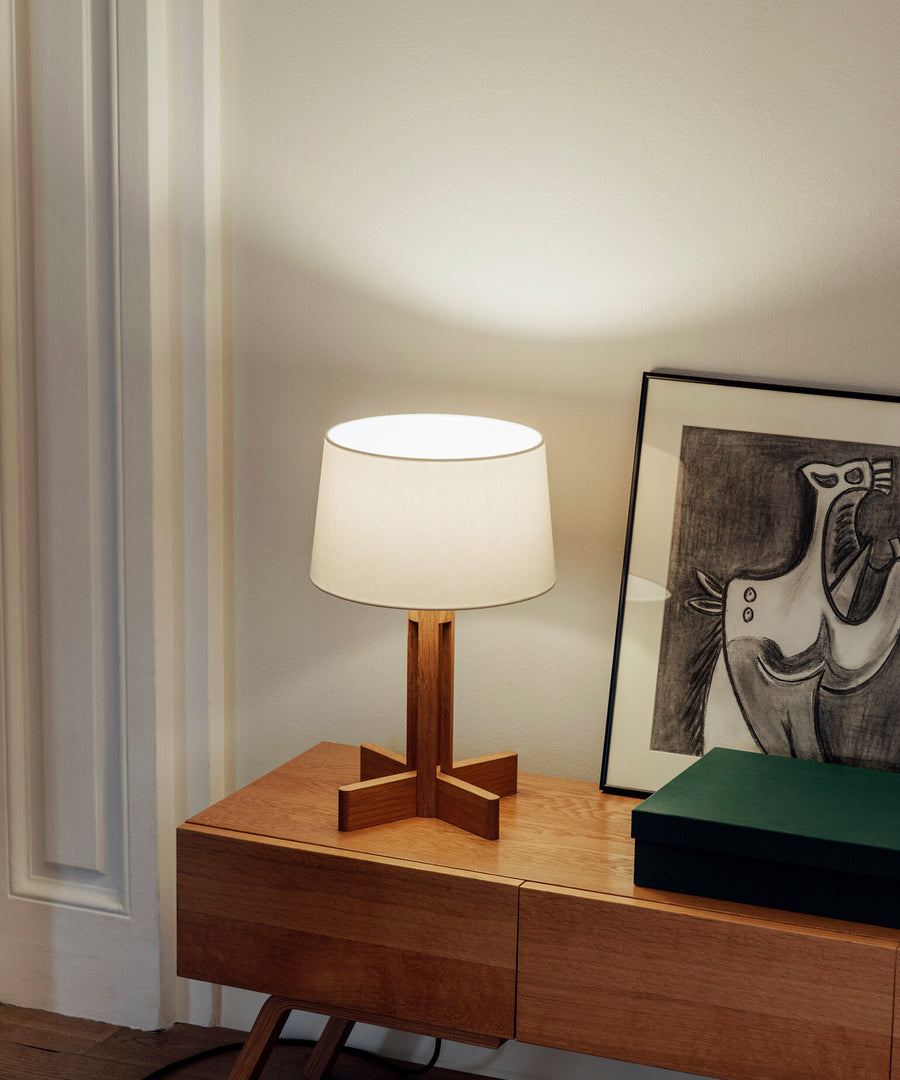 Fad Menor Table Lamp