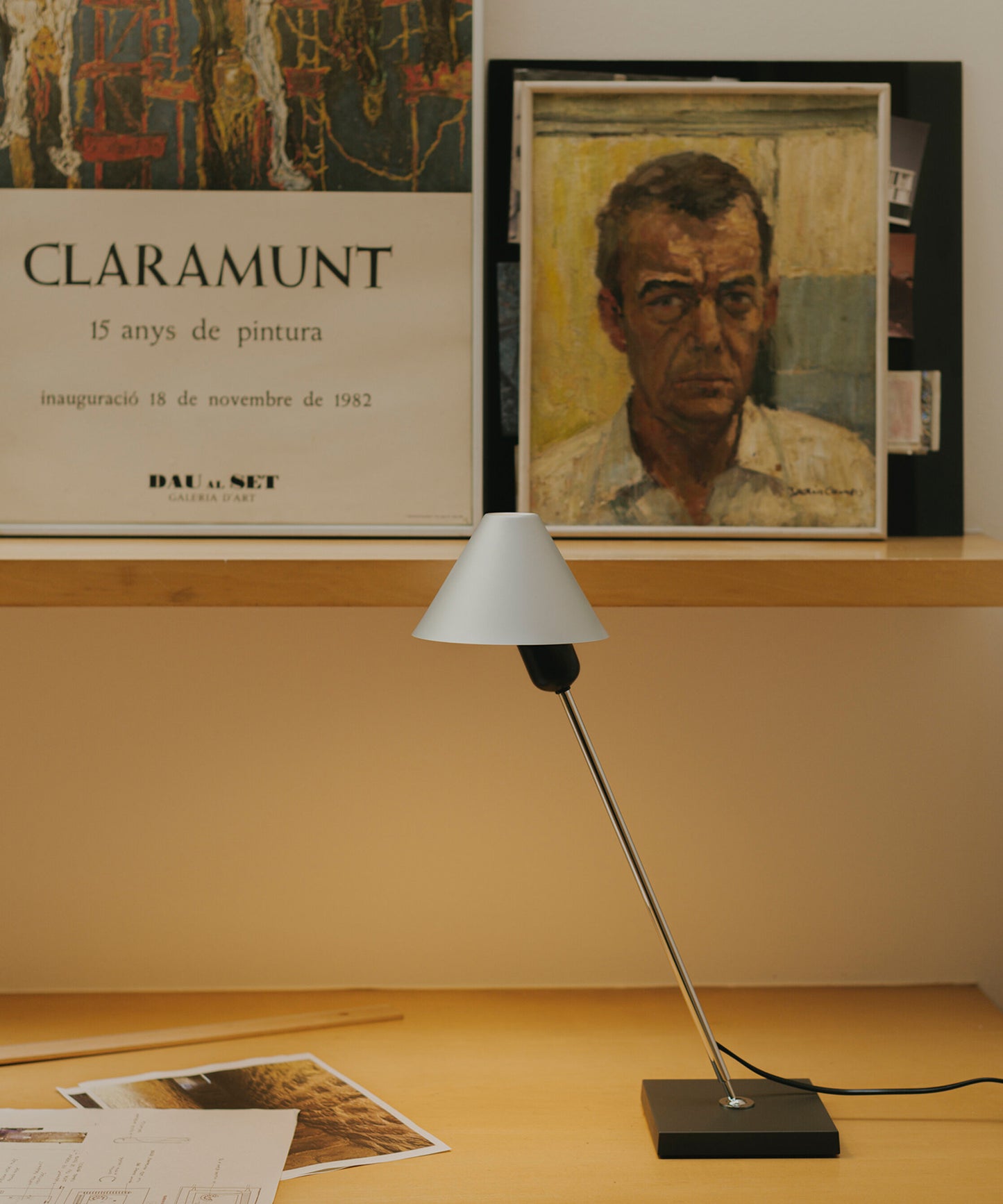 Gira Table Lamp