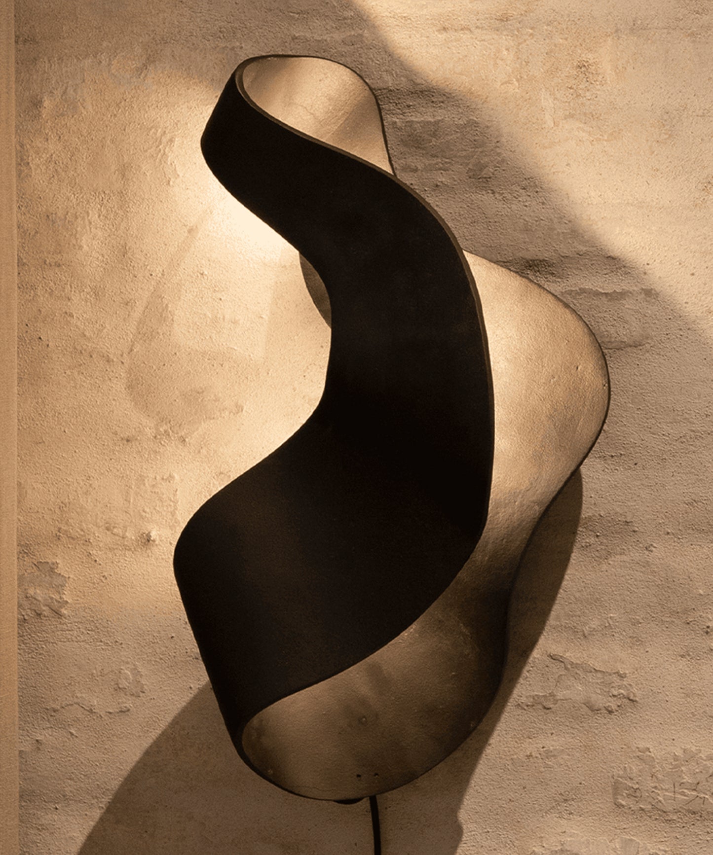 Oyster Wall Lamp