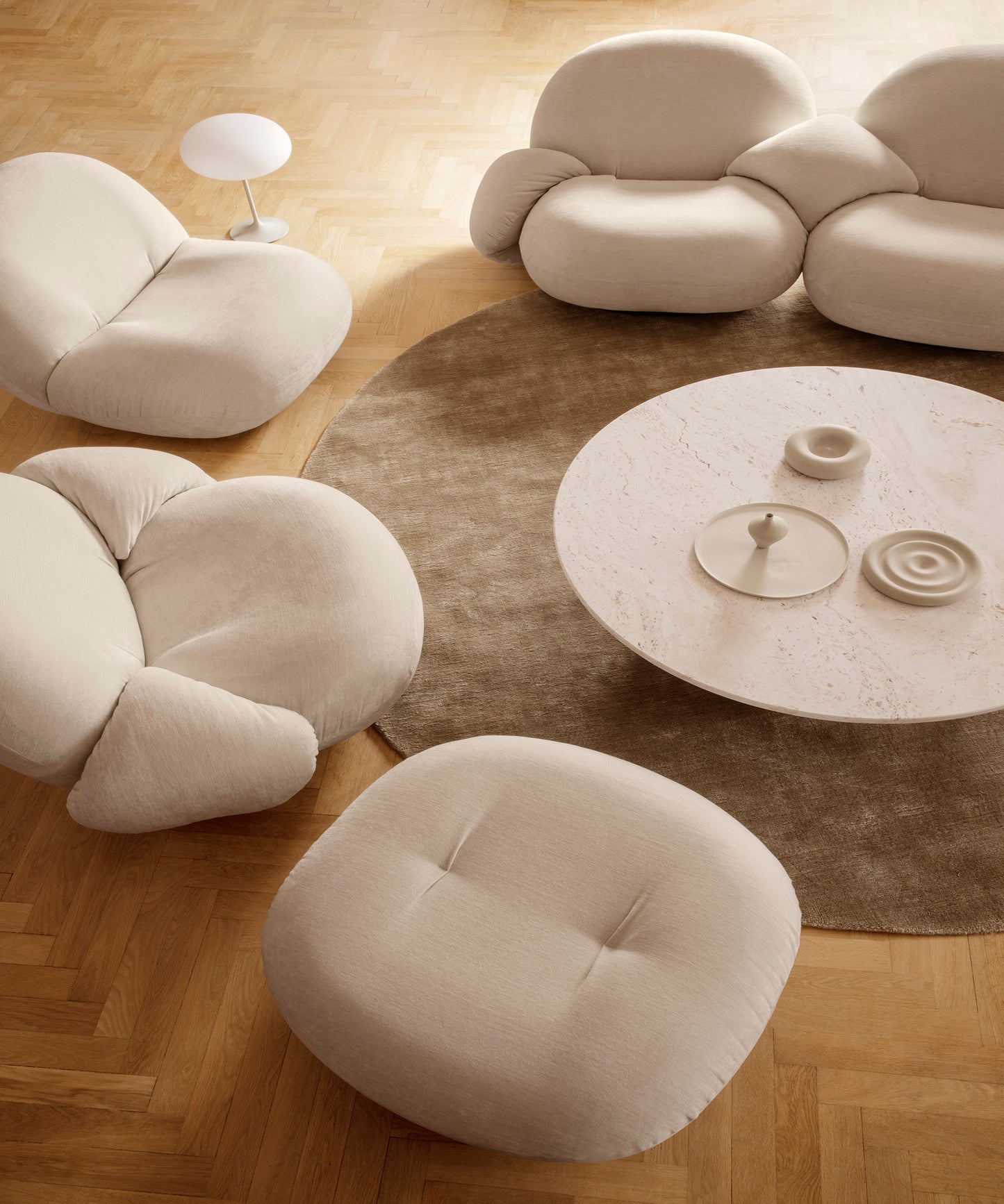 Pacha Lounge Chair with Armrest