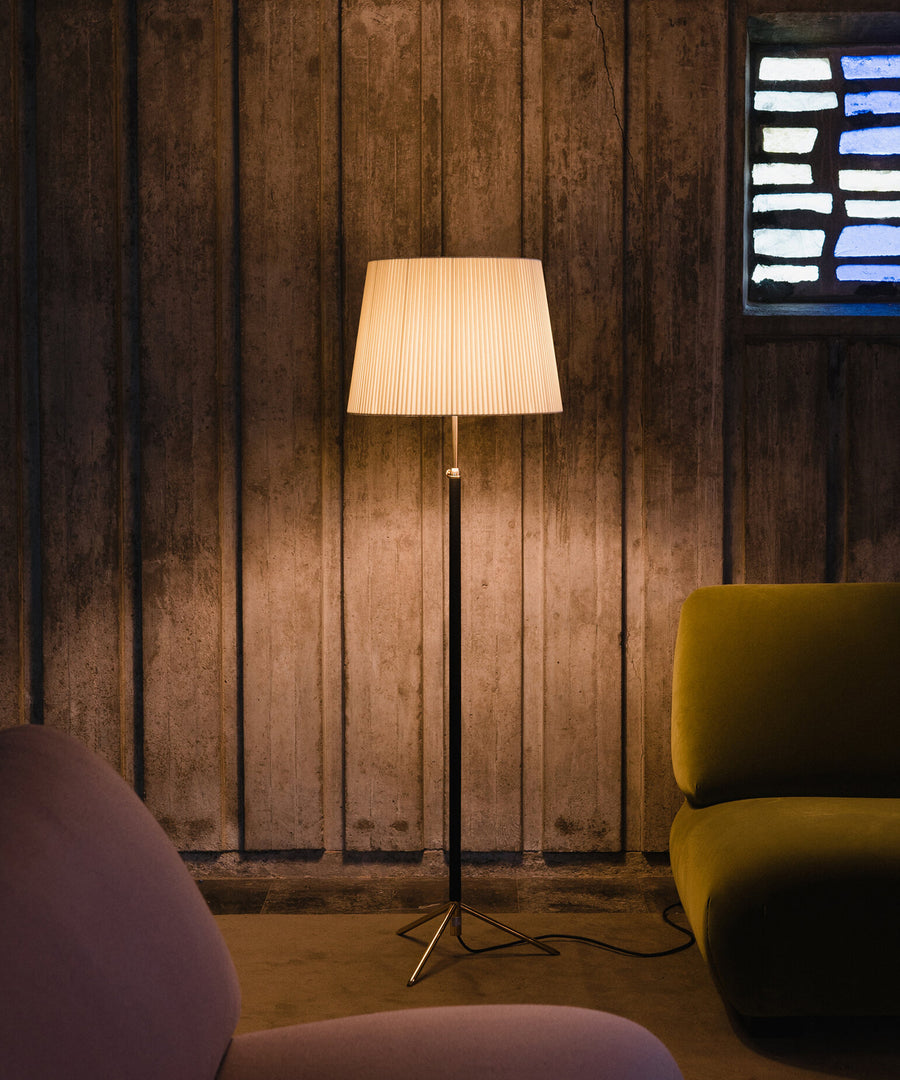 Pie De Salon G1 Floor Lamp